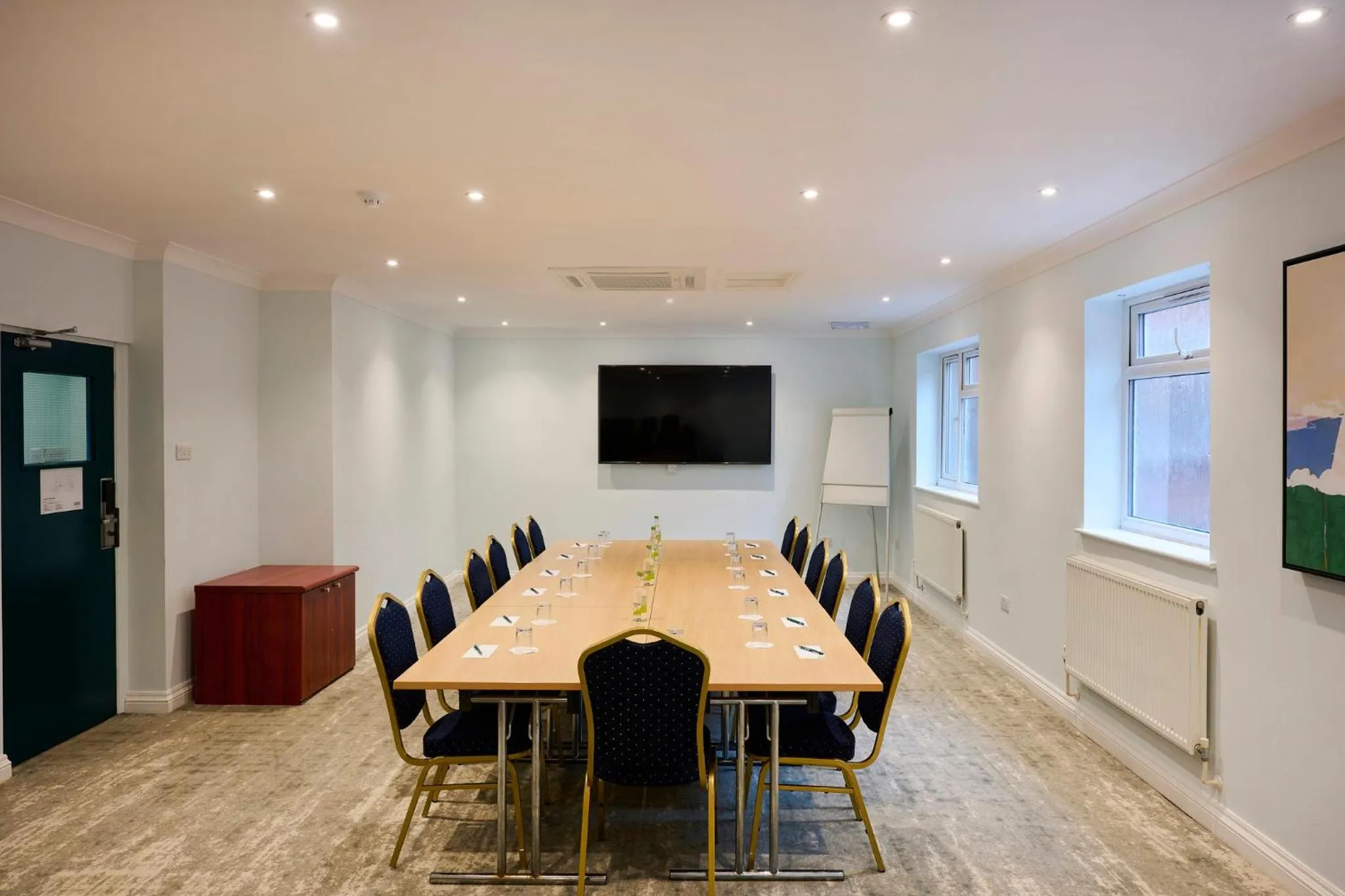 Meeting/conference room in Garner Hotel Birmingham South East by IHG