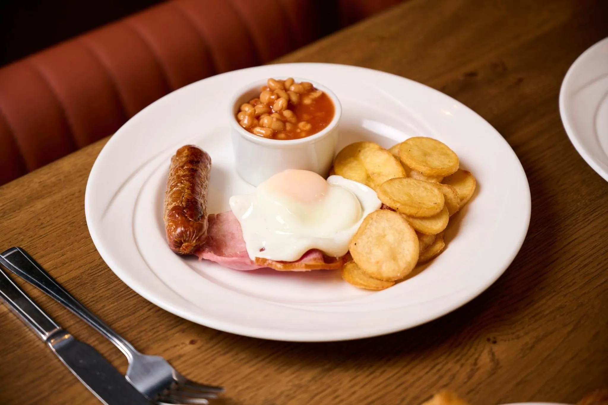 Restaurant/places to eat in Garner Hotel Birmingham South East by IHG