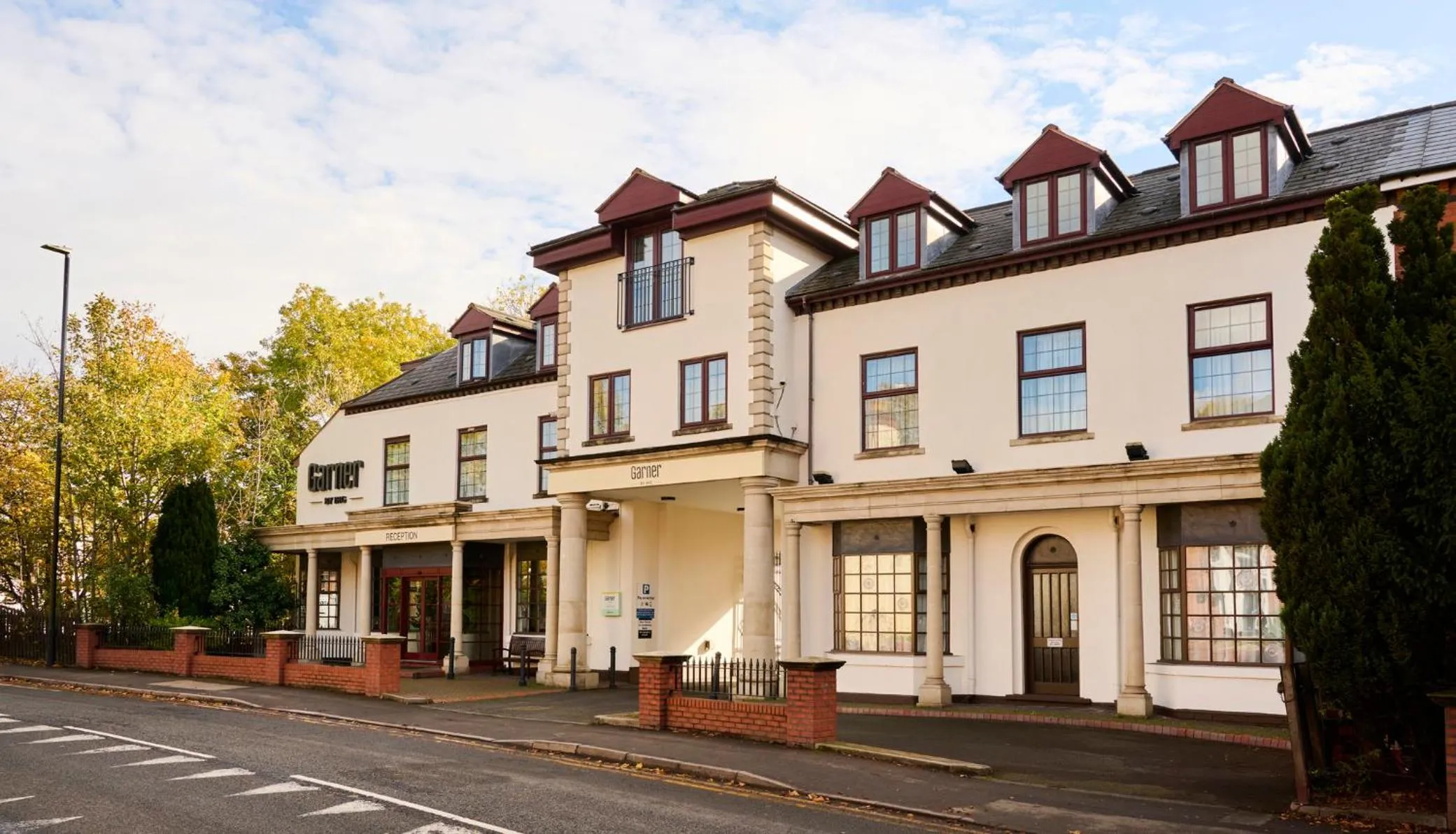 Property building in Garner Hotel Birmingham South East by IHG