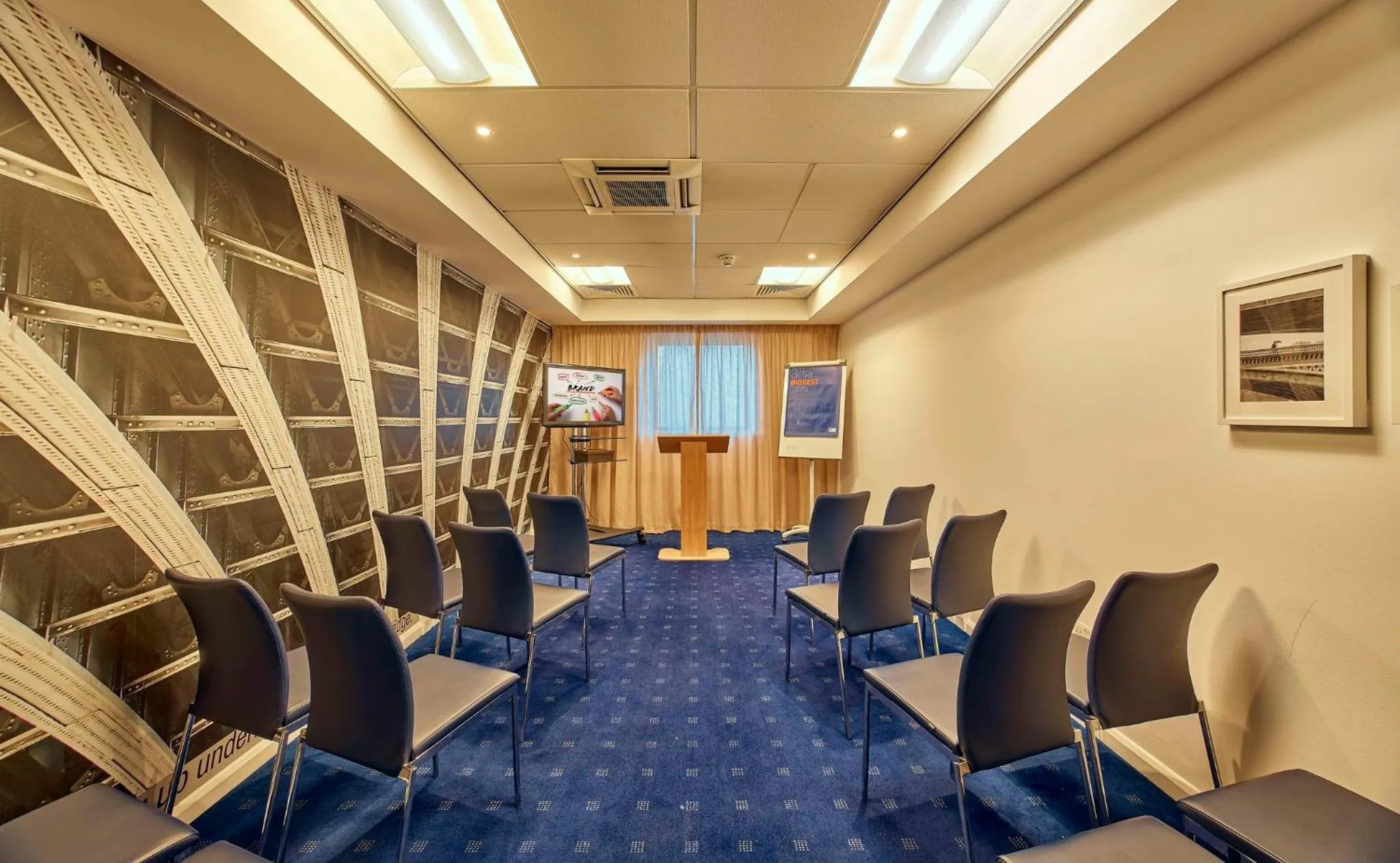 Meeting/conference room in Holiday Inn Express London Stratford by IHG