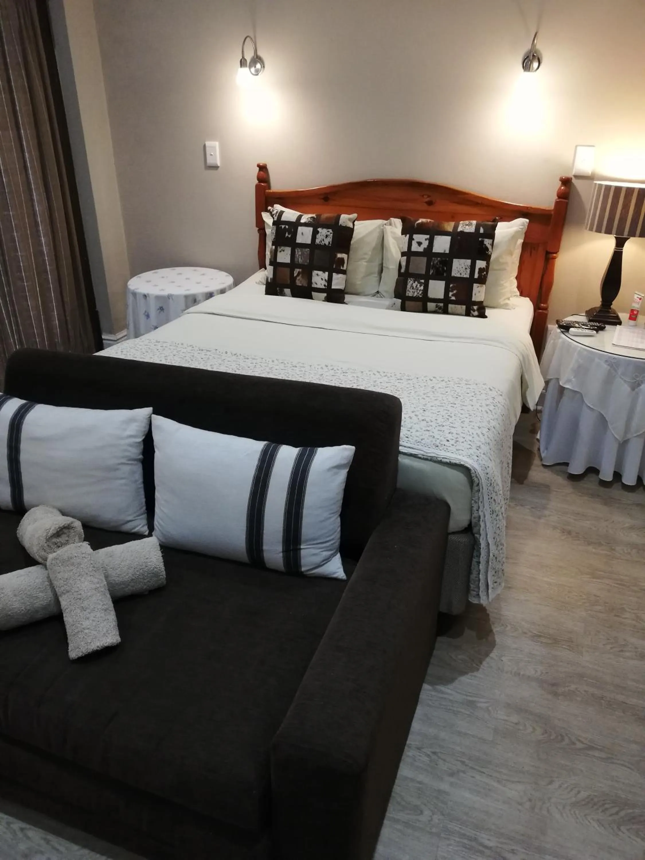 Bed in Fairway Guest House