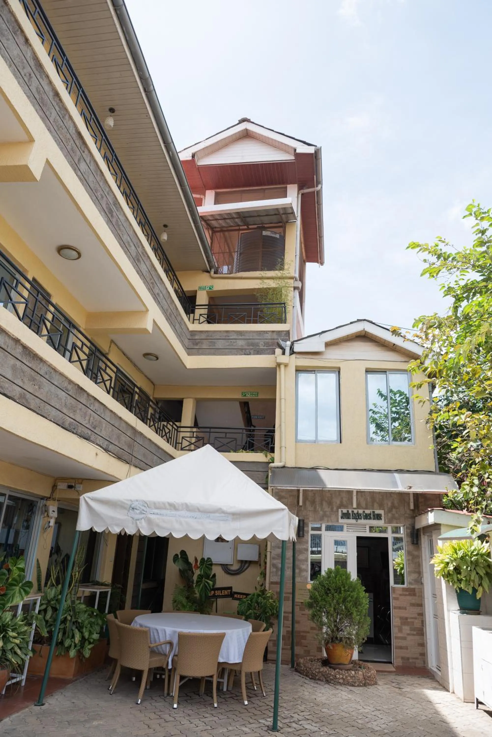 Javilla Eagles Safari Guest house