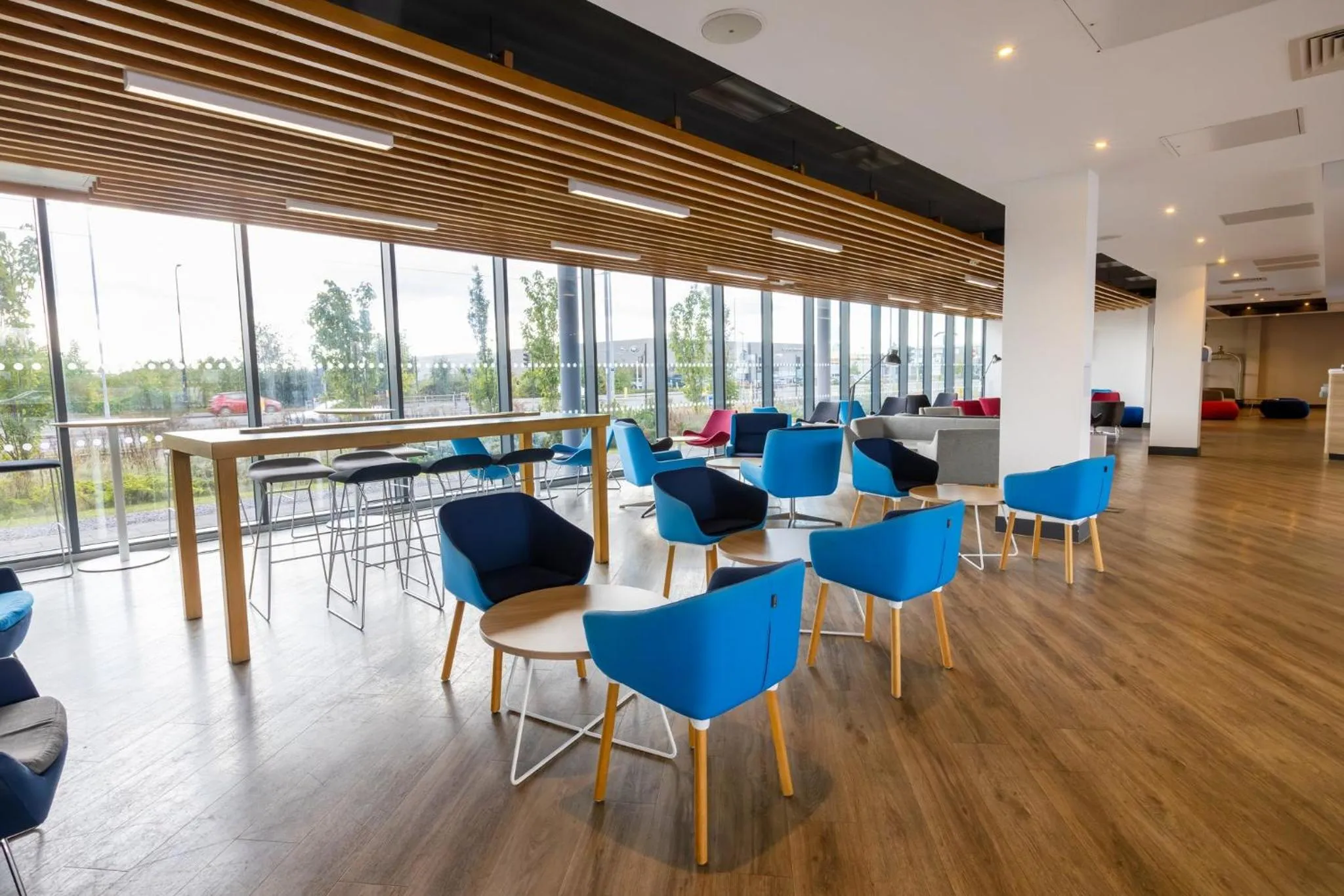 Property building in Holiday Inn Express - Manchester - TRAFFORDCITY by IHG