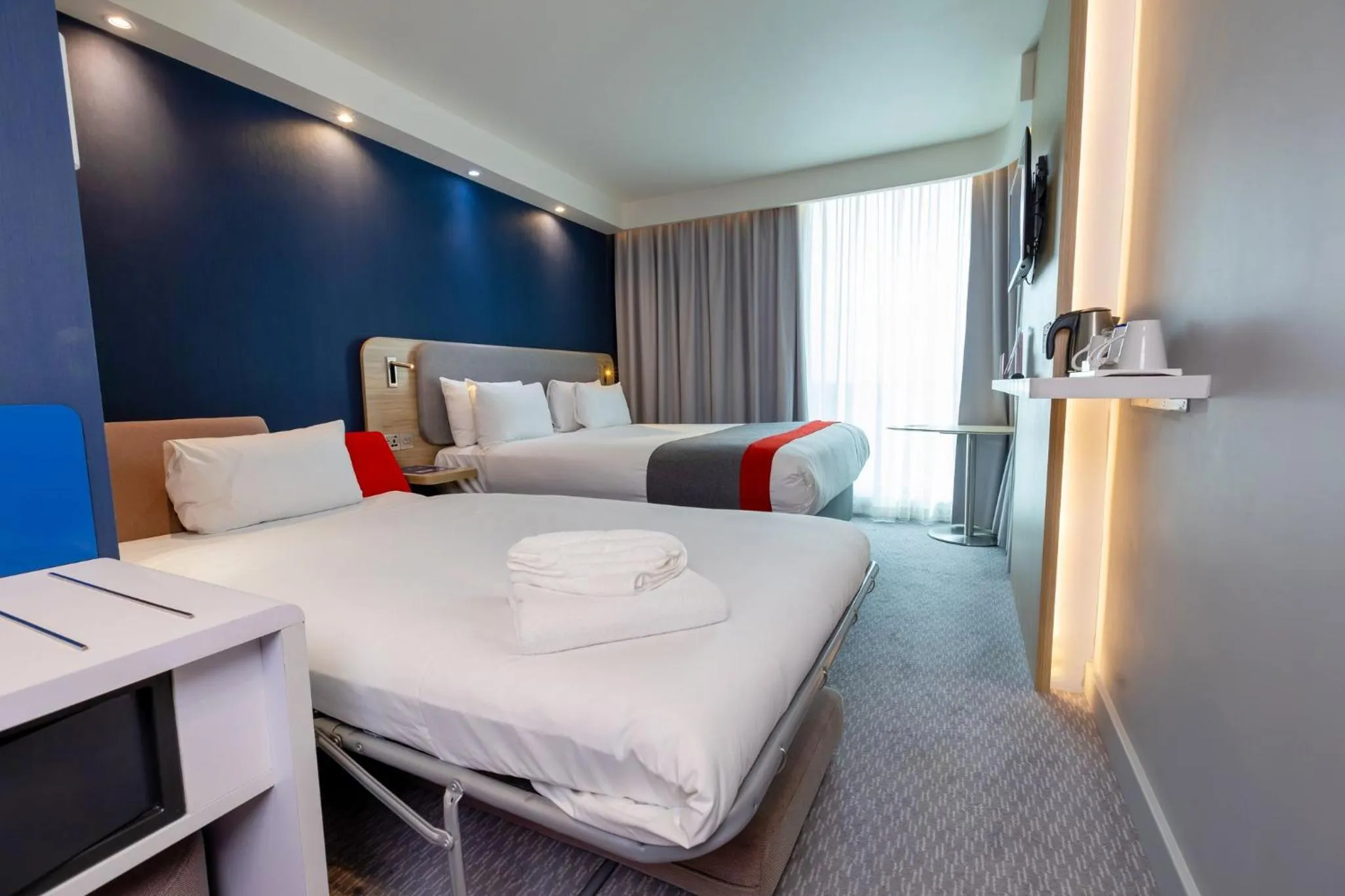 Photo of the whole room, Bed in Holiday Inn Express - Manchester - TRAFFORDCITY by IHG