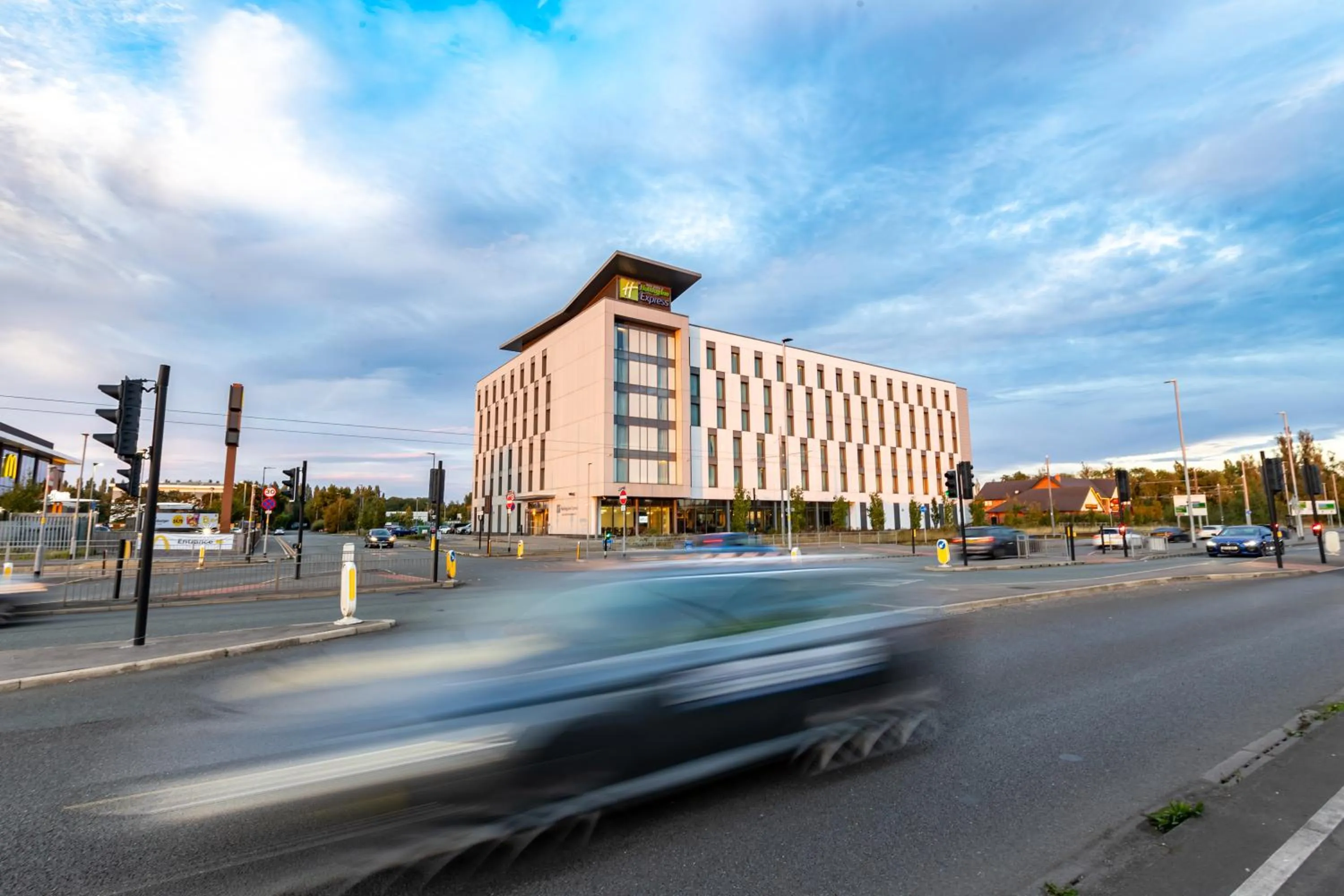 Property building in Holiday Inn Express - Manchester - TRAFFORDCITY by IHG