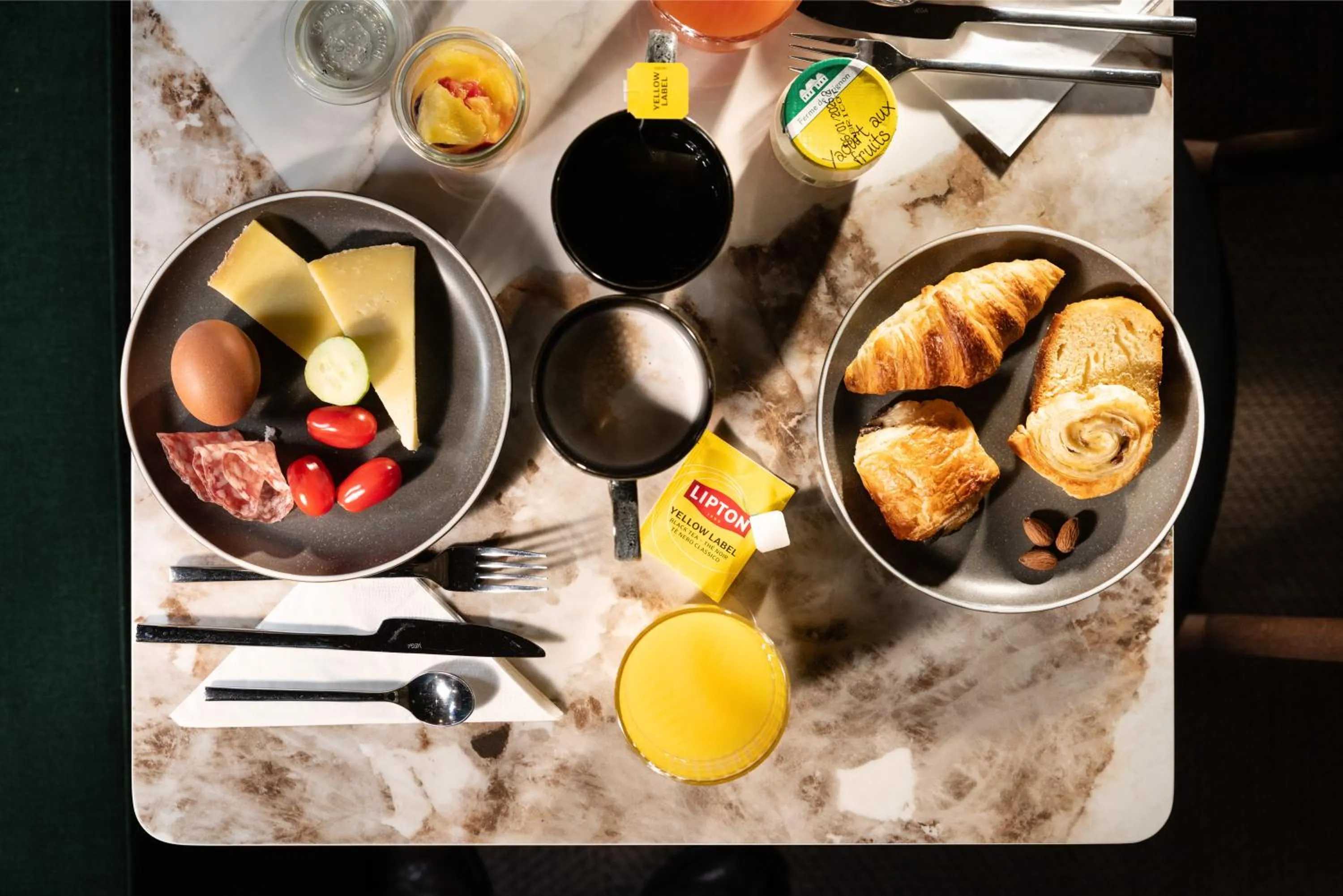 Breakfast in Hotel Le Richemont