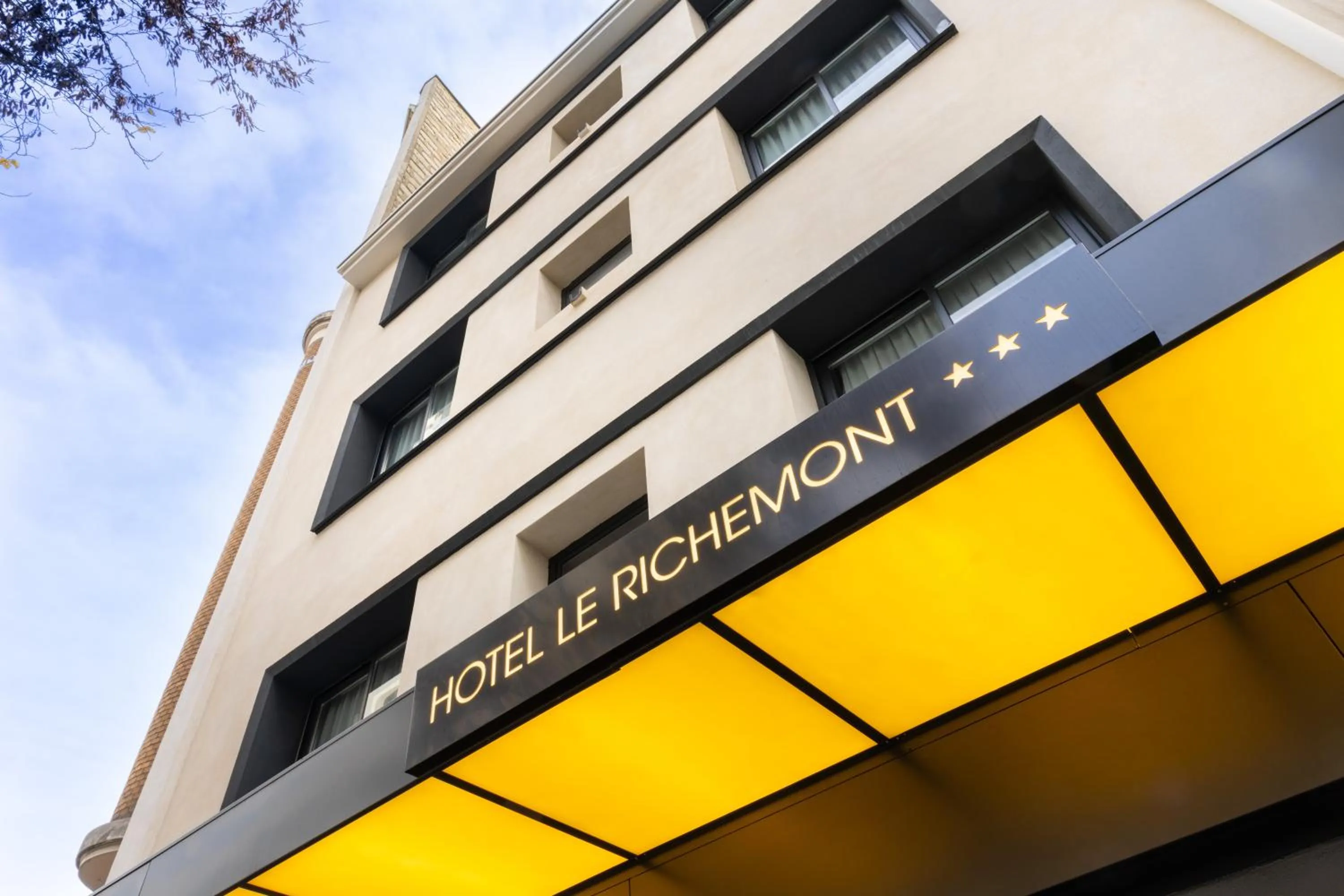 Facade/entrance in Hotel Le Richemont