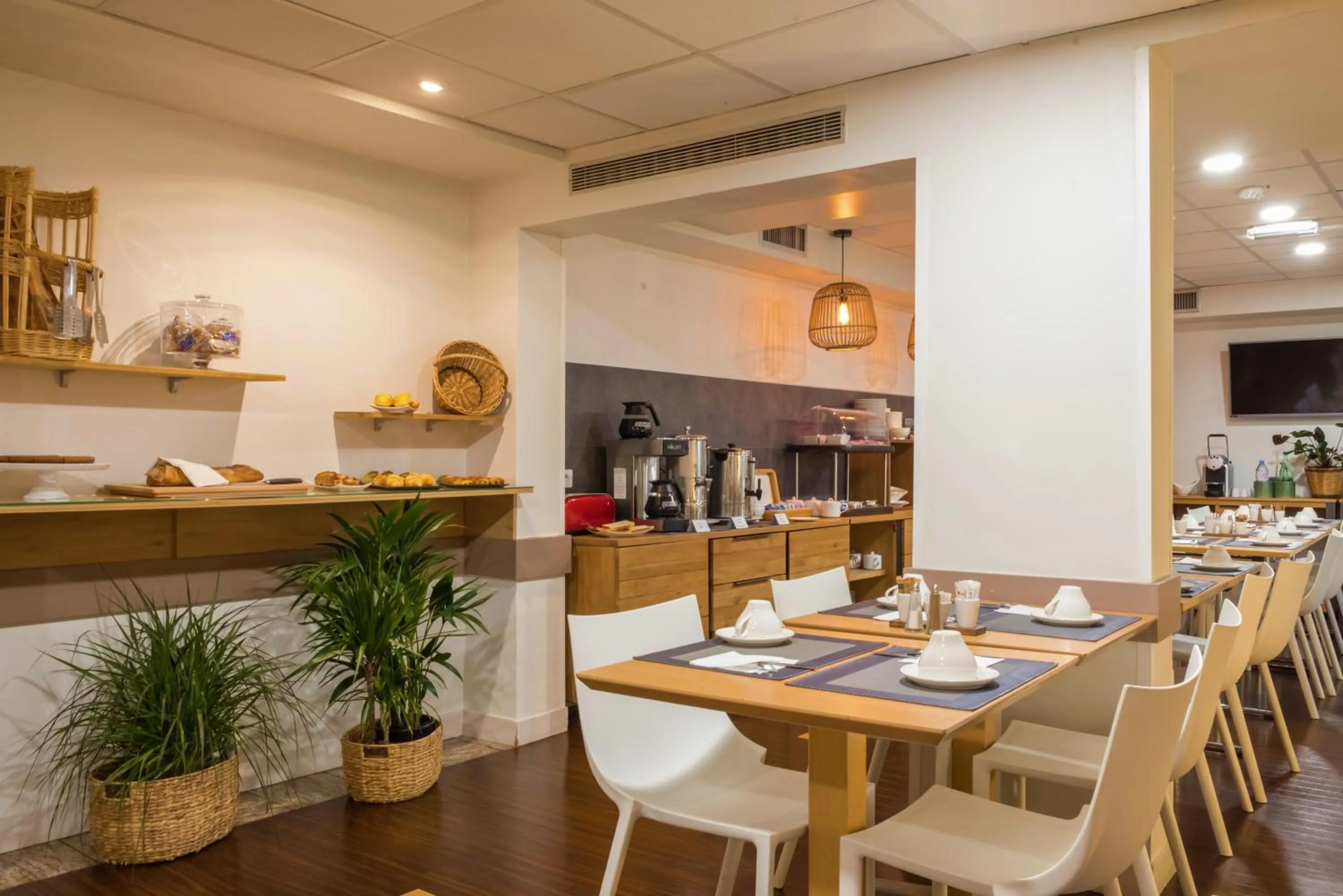 Dining area in Hotel Le Richemont