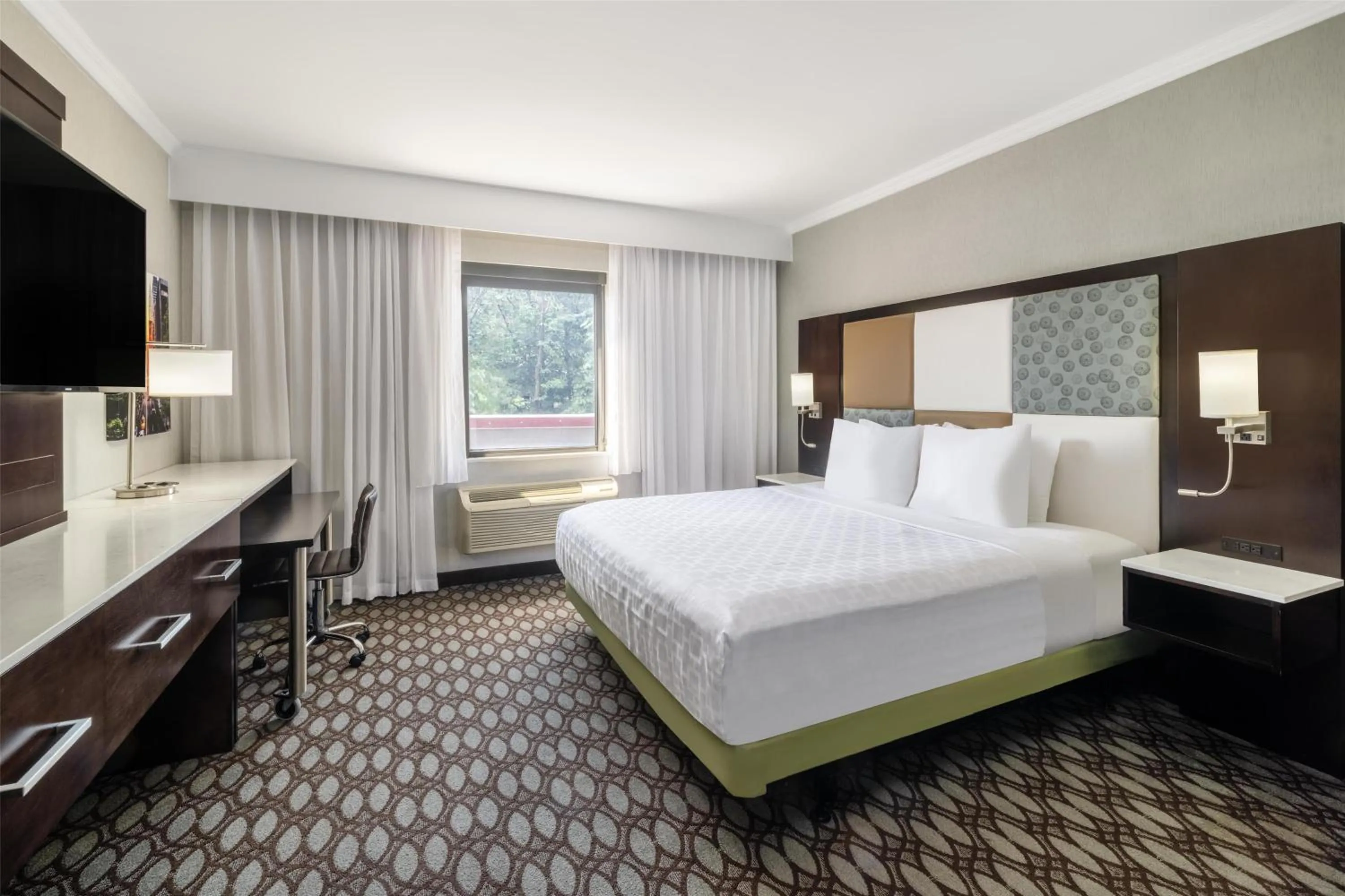 Bedroom, Bed in Best Western Premier NYC Gateway Hotel