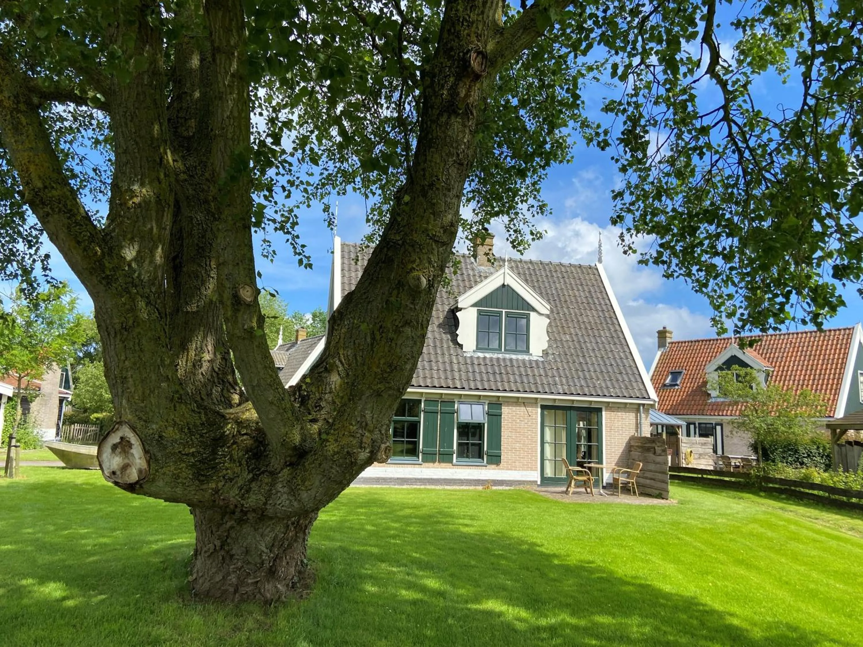 Property building in Recreatiepark Wiringherlant