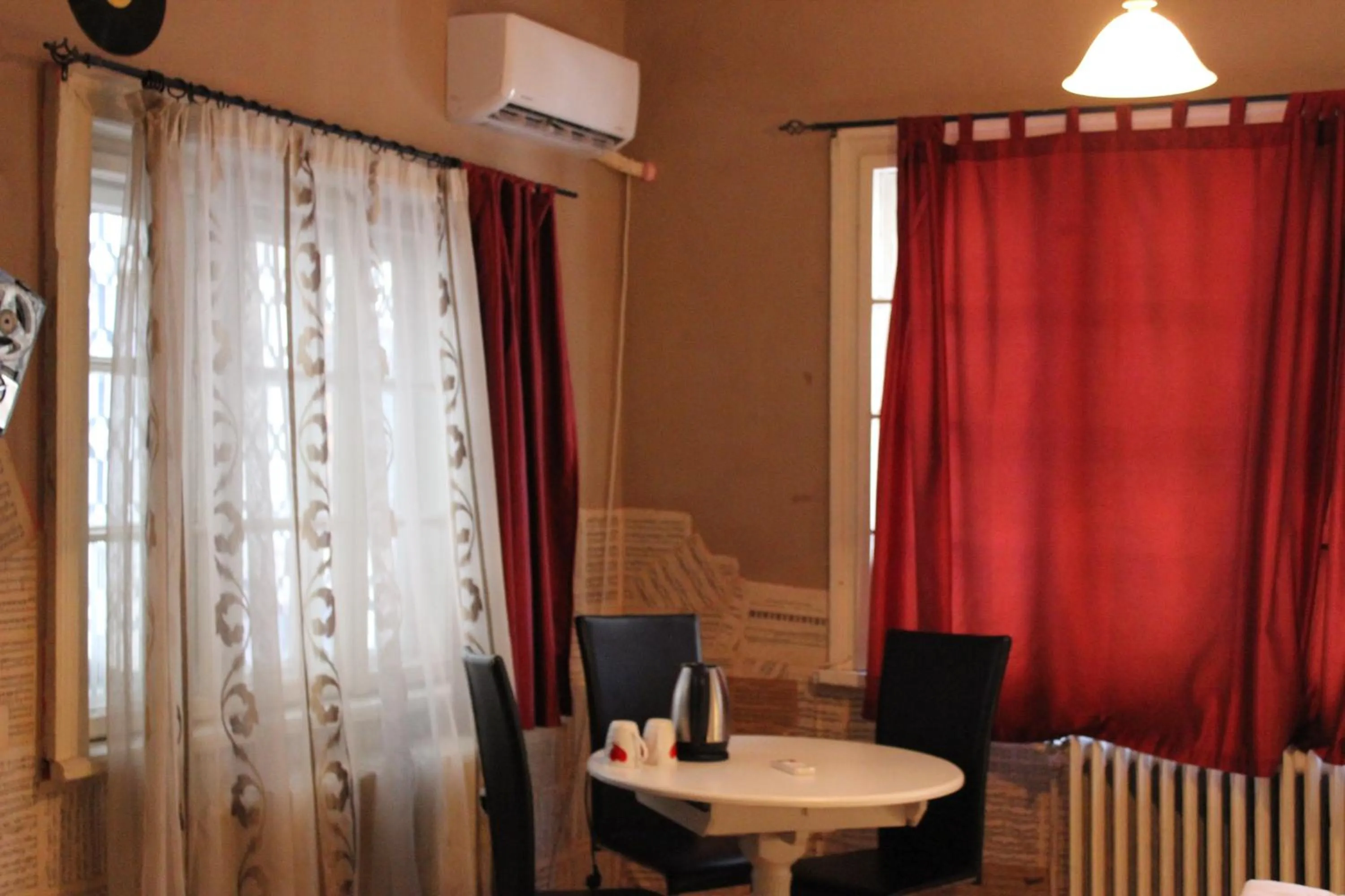 Coffee/tea facilities in Serdika Rooms