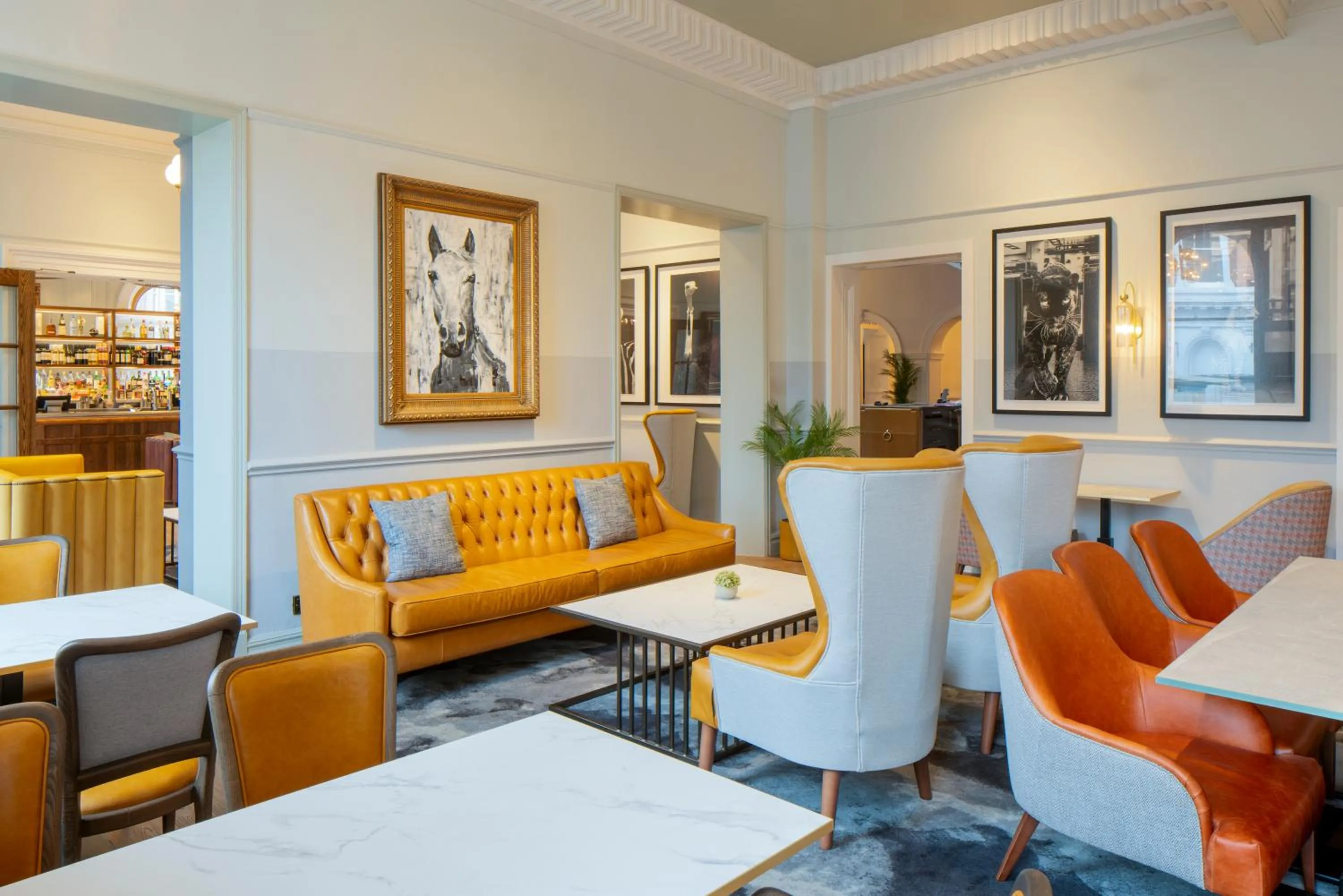 Lounge or bar in The Queen at Chester Hotel, BW Premier Collection