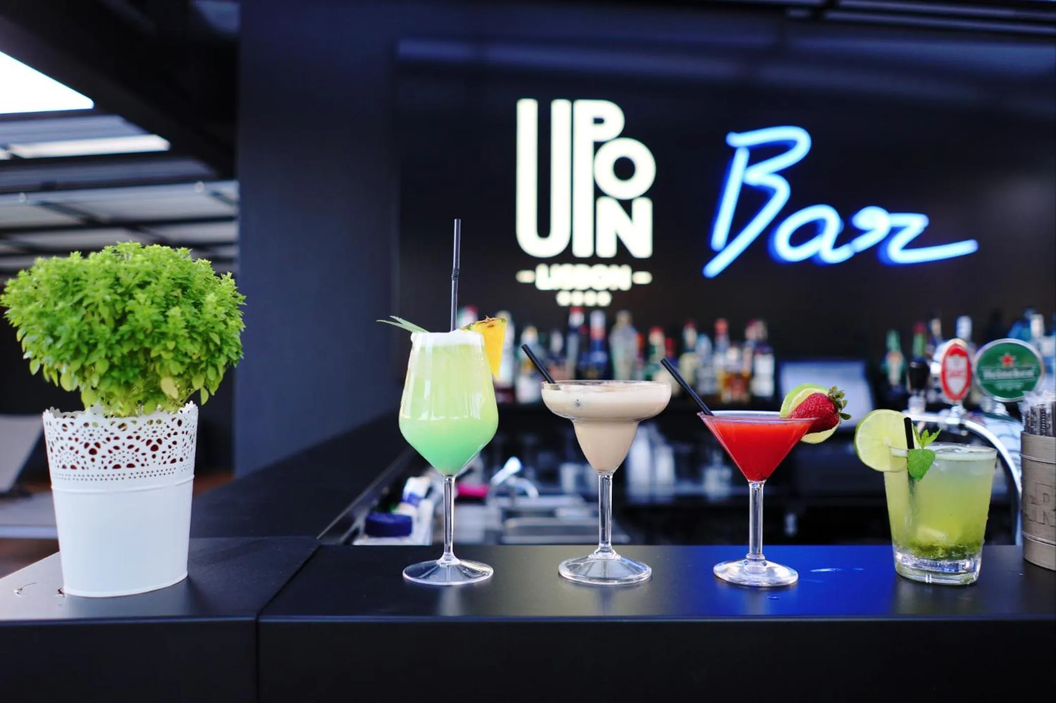 Lounge or bar in Upon Lisbon Prime Residences