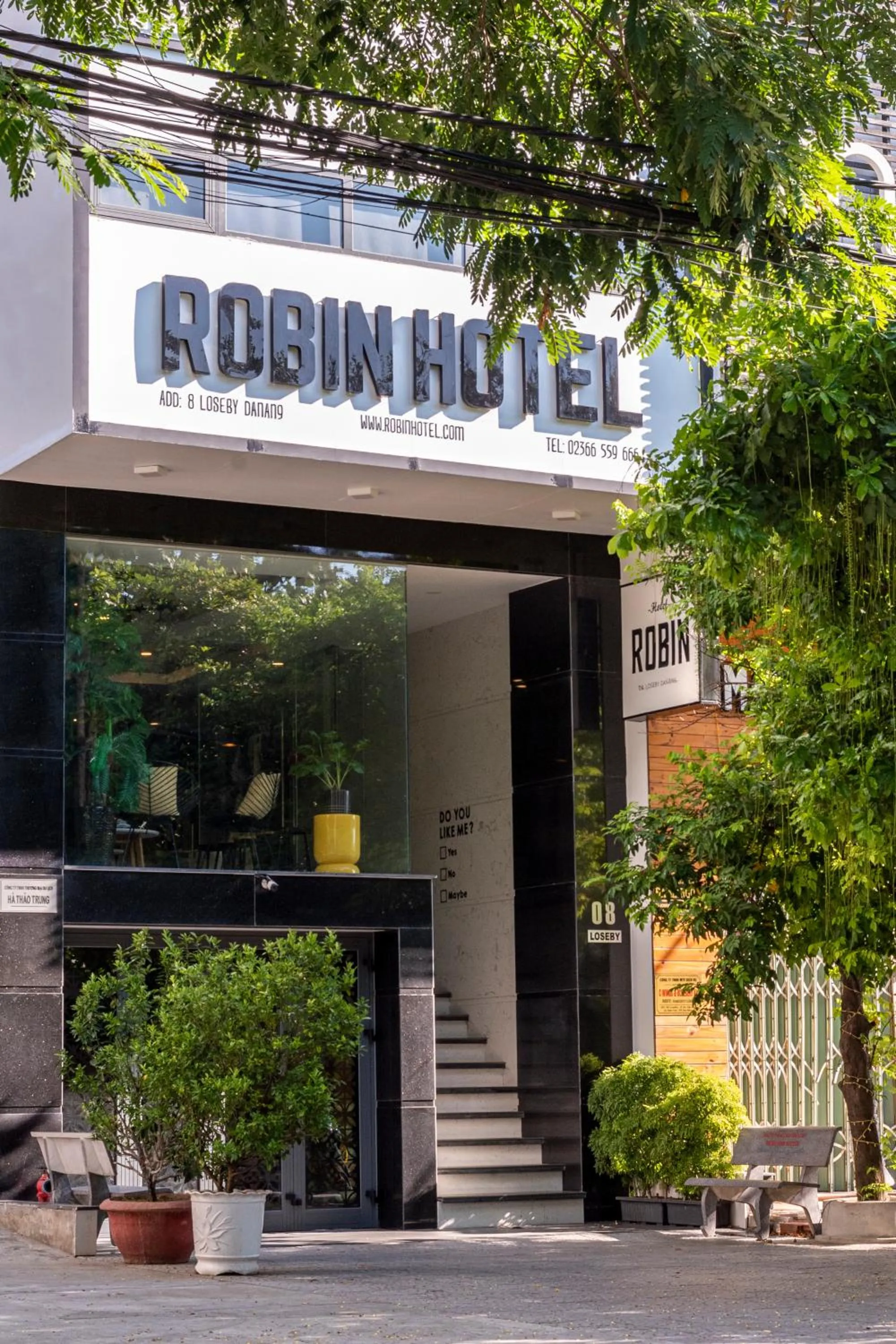 Facade/entrance in Robin Hotel Danang