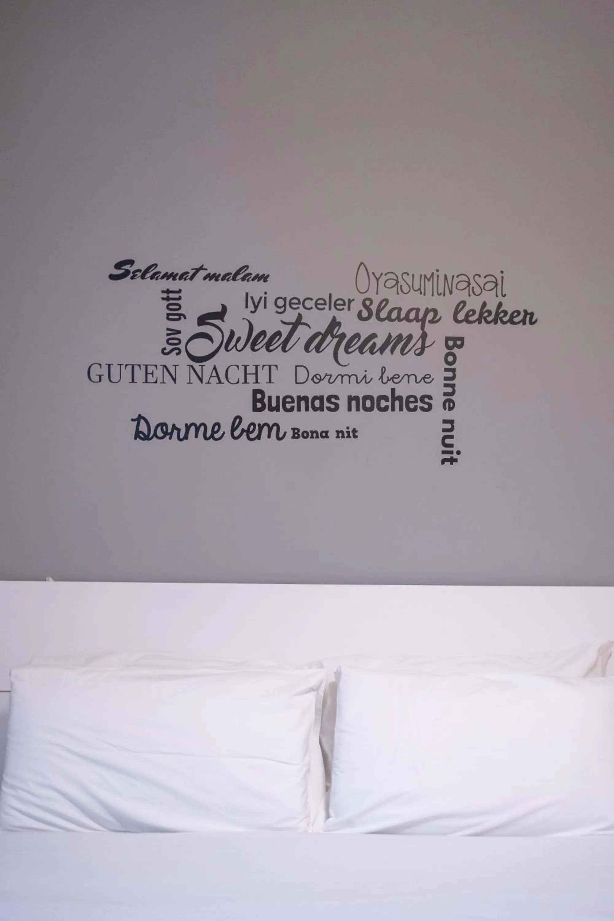 Decorative detail, Bed in Le Piazze di Roma Sweet Apartment