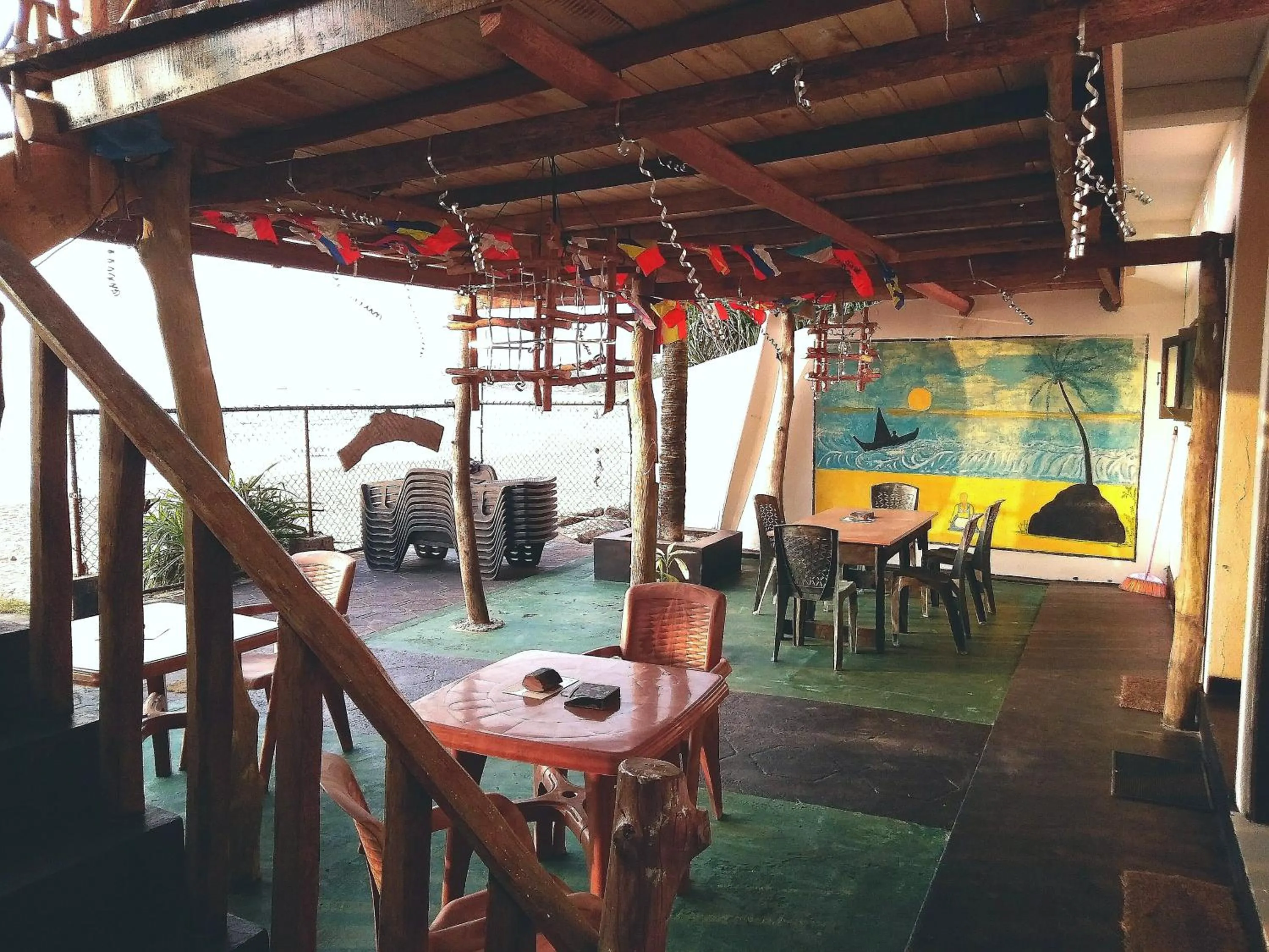 Restaurant/places to eat in Villa crocodile beach