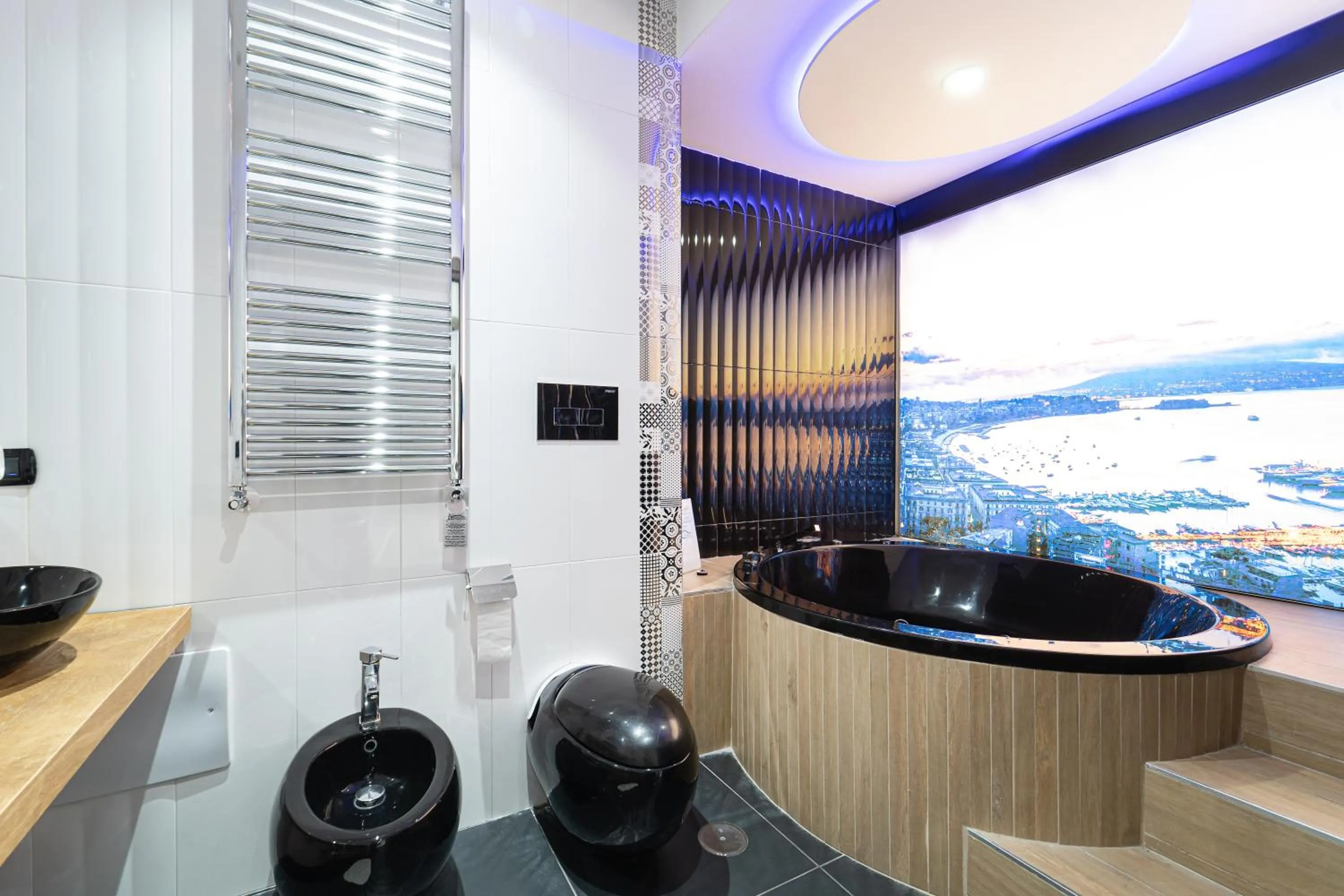 Hot Tub in Al Campanile H Napoli Centro, by ClaPa Group Dislocated Hospitality