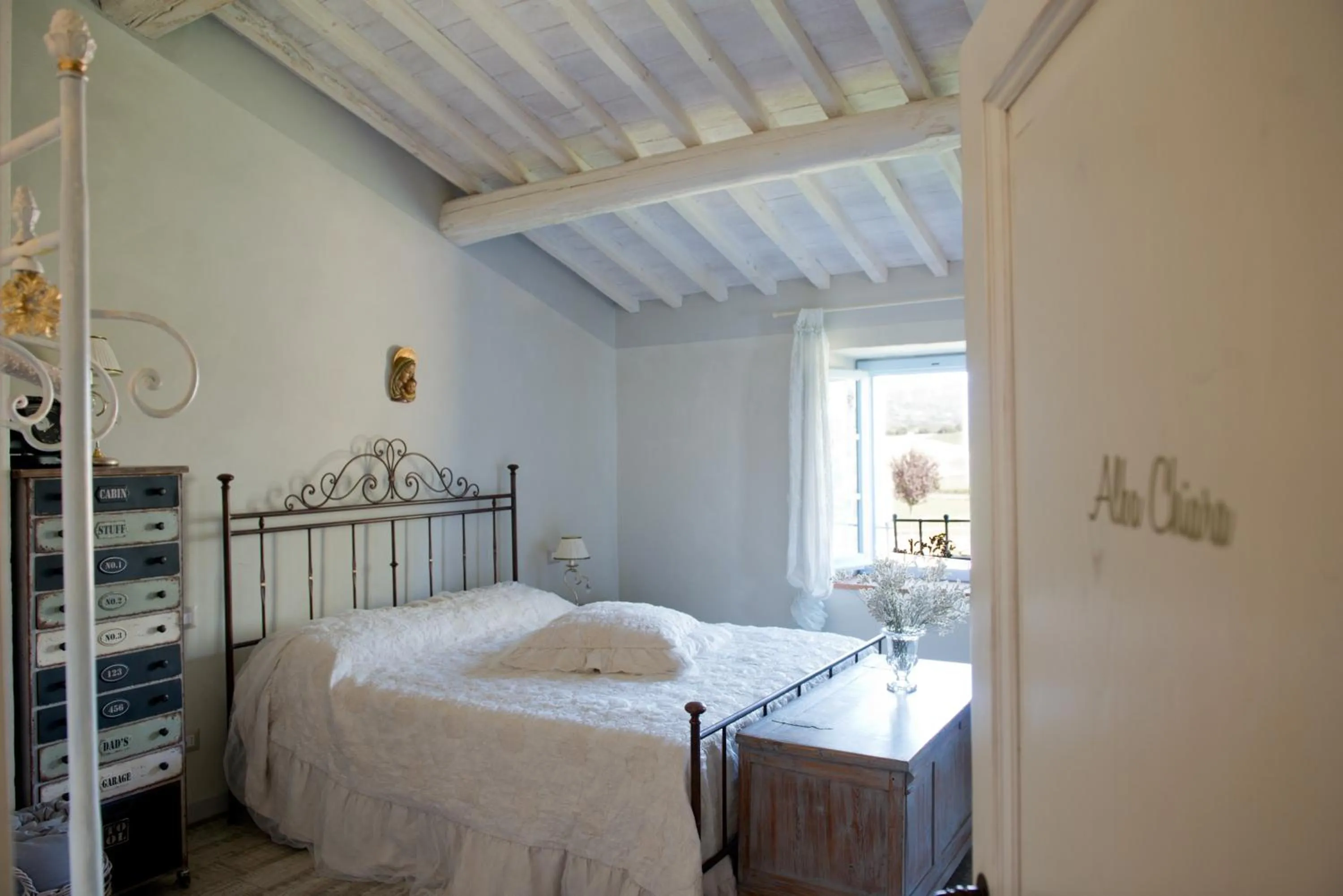 Bed in Tenuta Le Tre Virtù