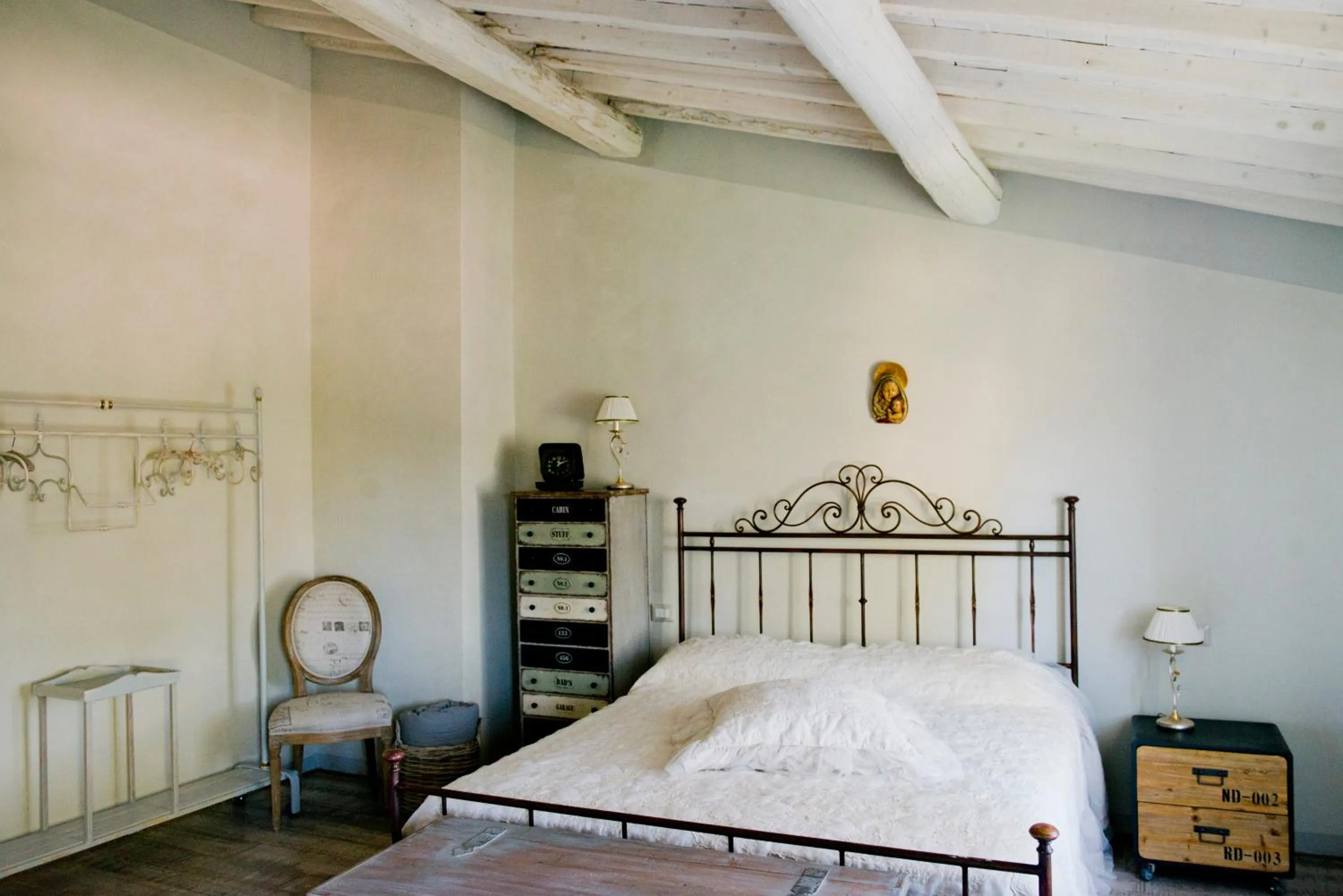 Bed in Tenuta Le Tre Virtù