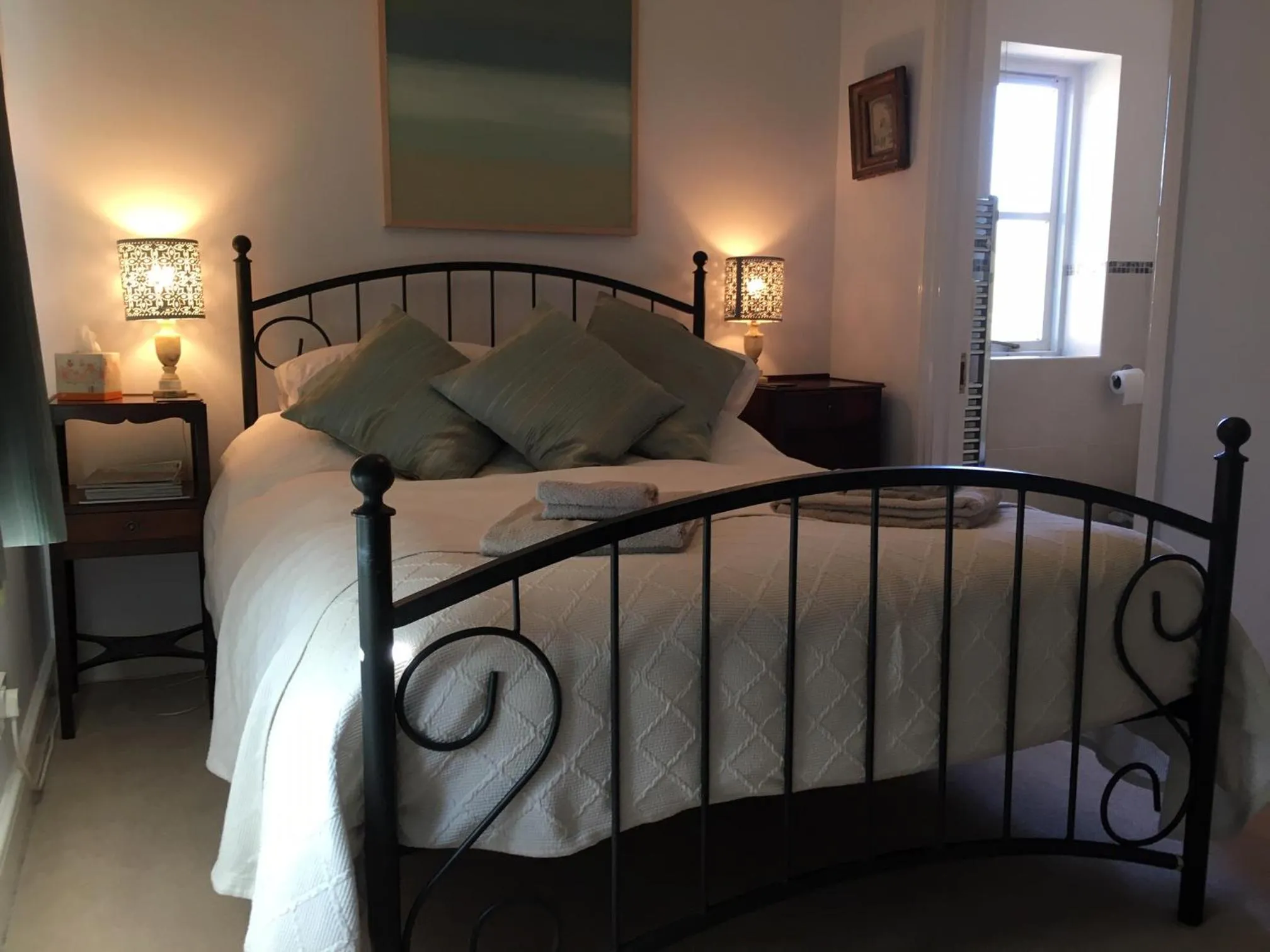 Bedroom, Bed in 5 Charlton Mill Way B&B