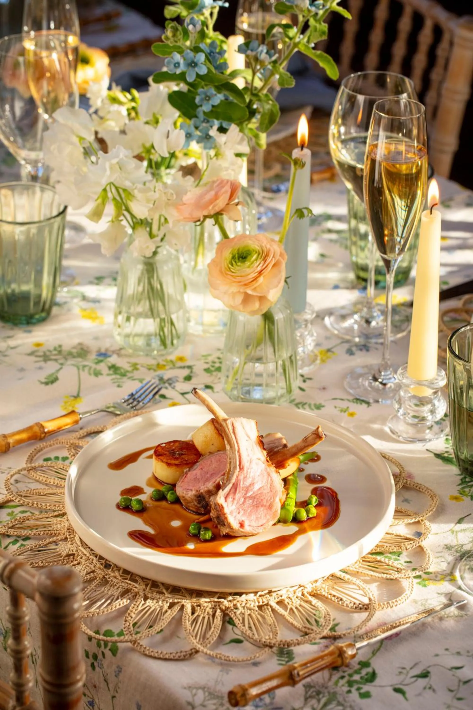 Food and drinks in Nutfield Priory Hotel & Spa