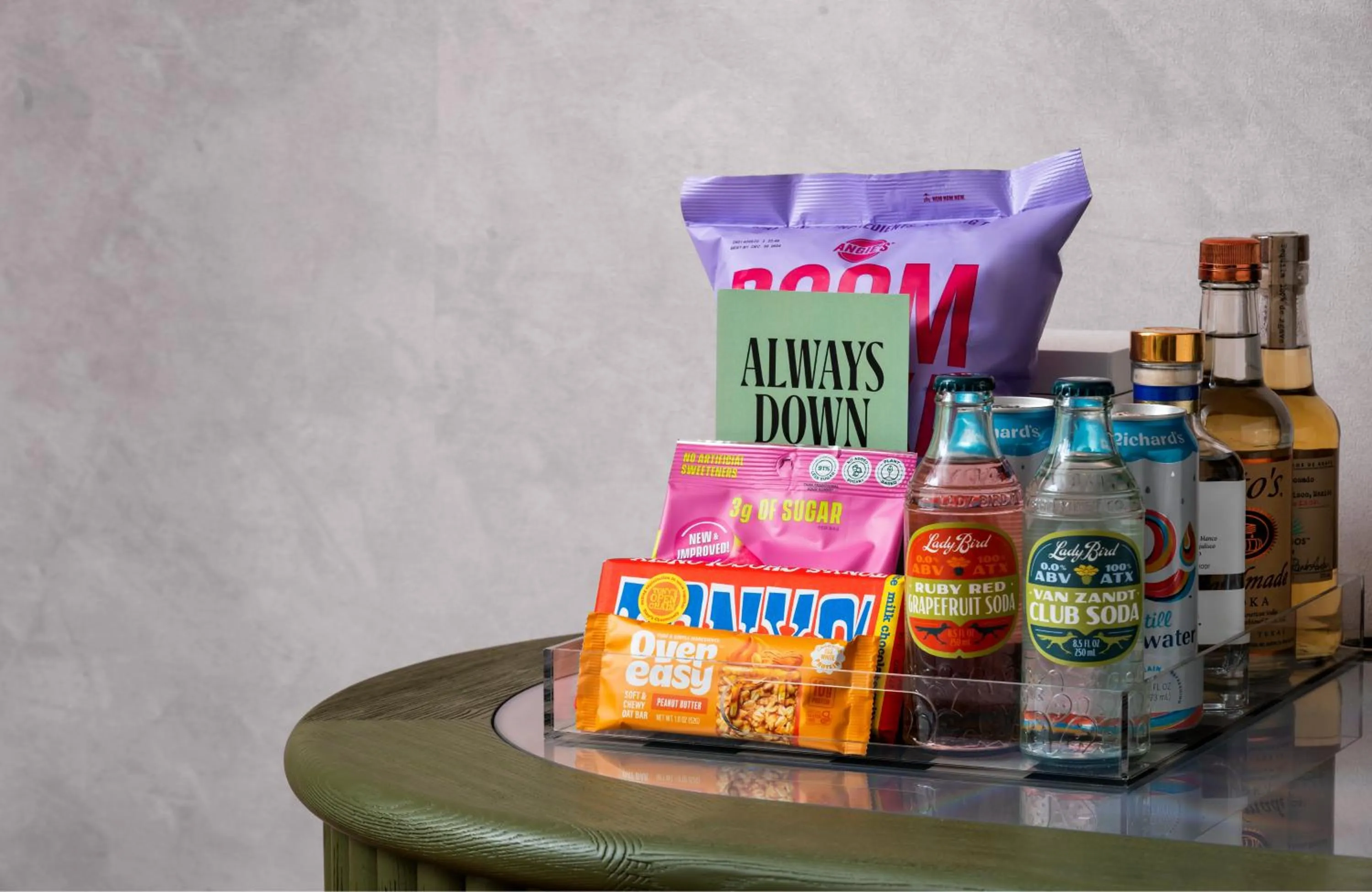 Food and drinks in Downright Austin, A Renaissance Hotel