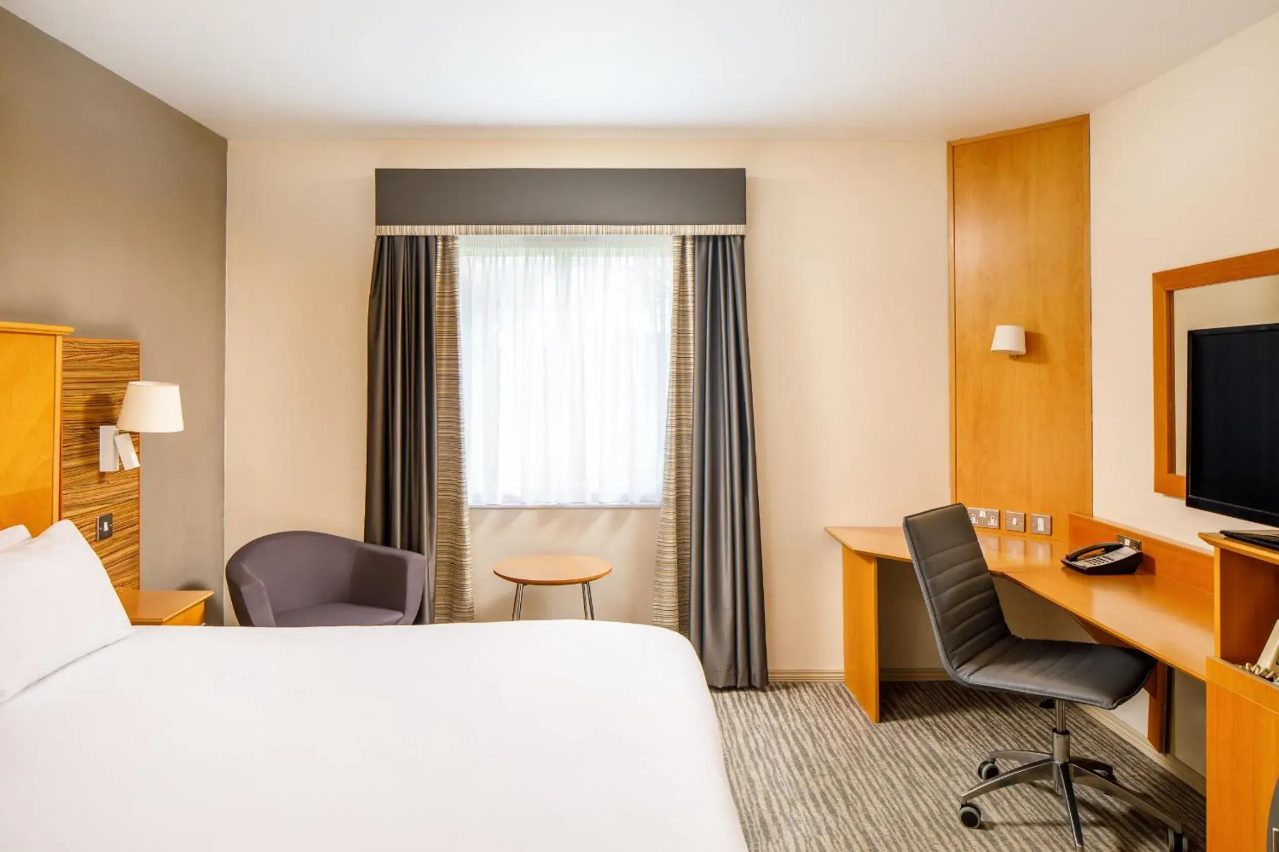 Standard King Room in Holiday Inn Darlington - NORTH A1M, JCT.59 by IHG Standard King Room in Holiday Inn Darlington - NORTH A1M, JCT.59 by IHG