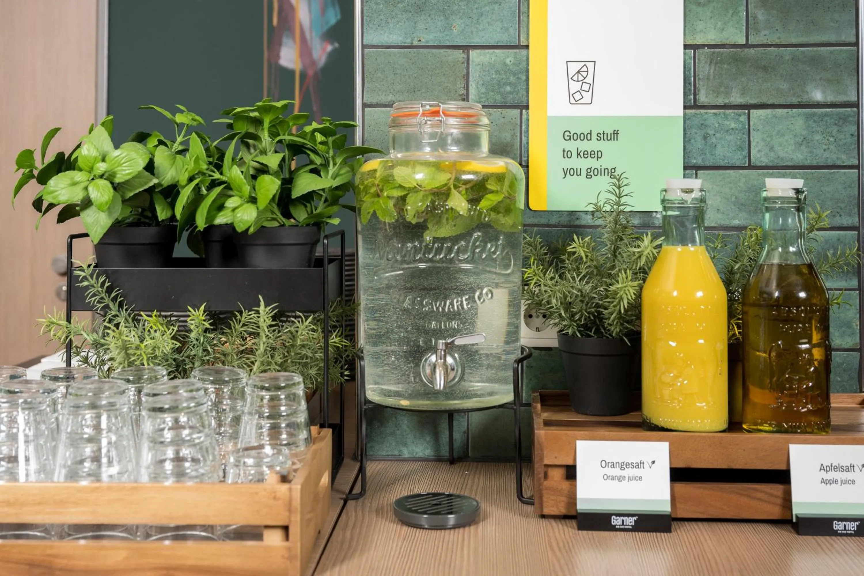 Breakfast in Garner Hotel Reading City Centre, an IHG Hotel