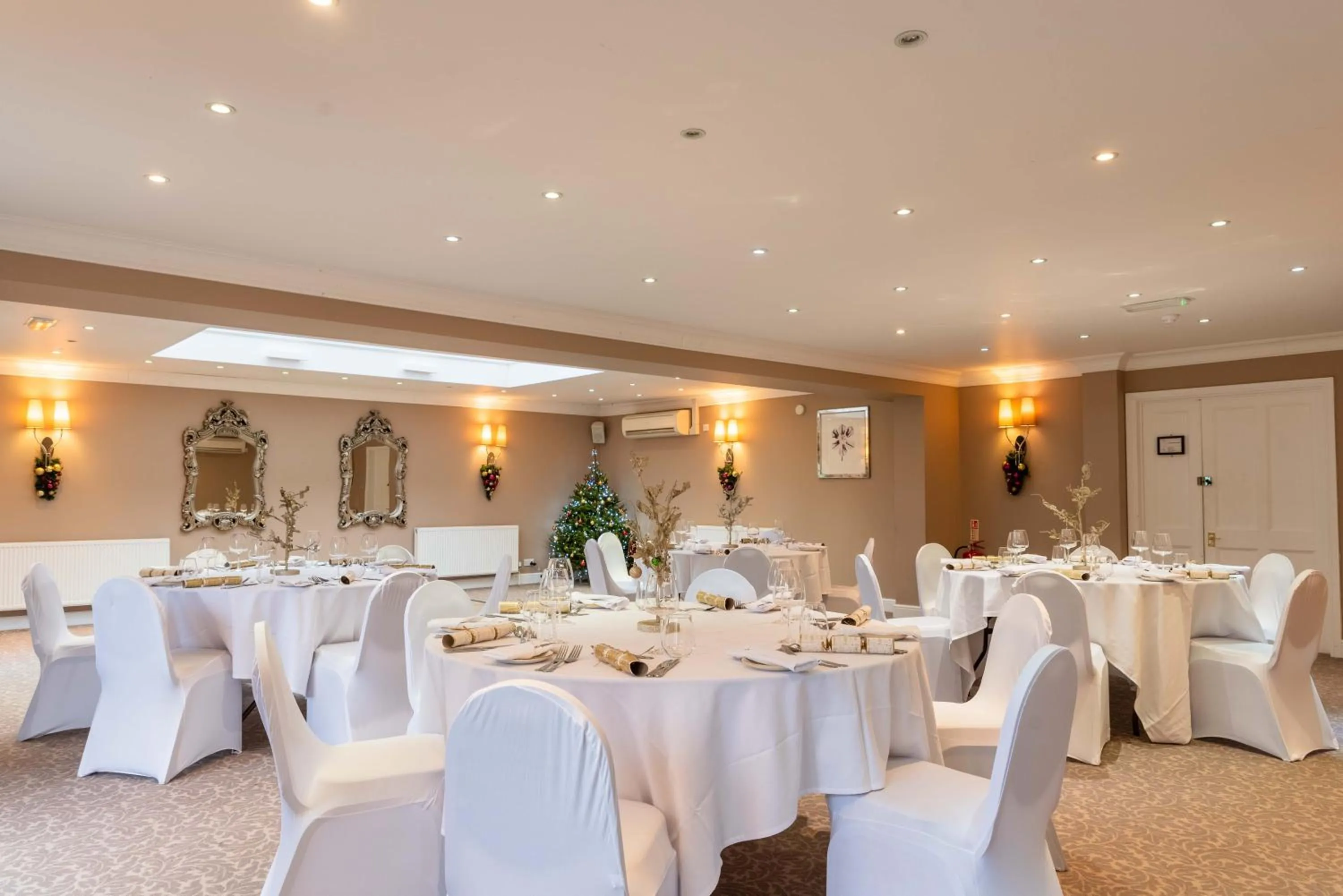 Meeting/conference room in Banbury Wroxton House Hotel