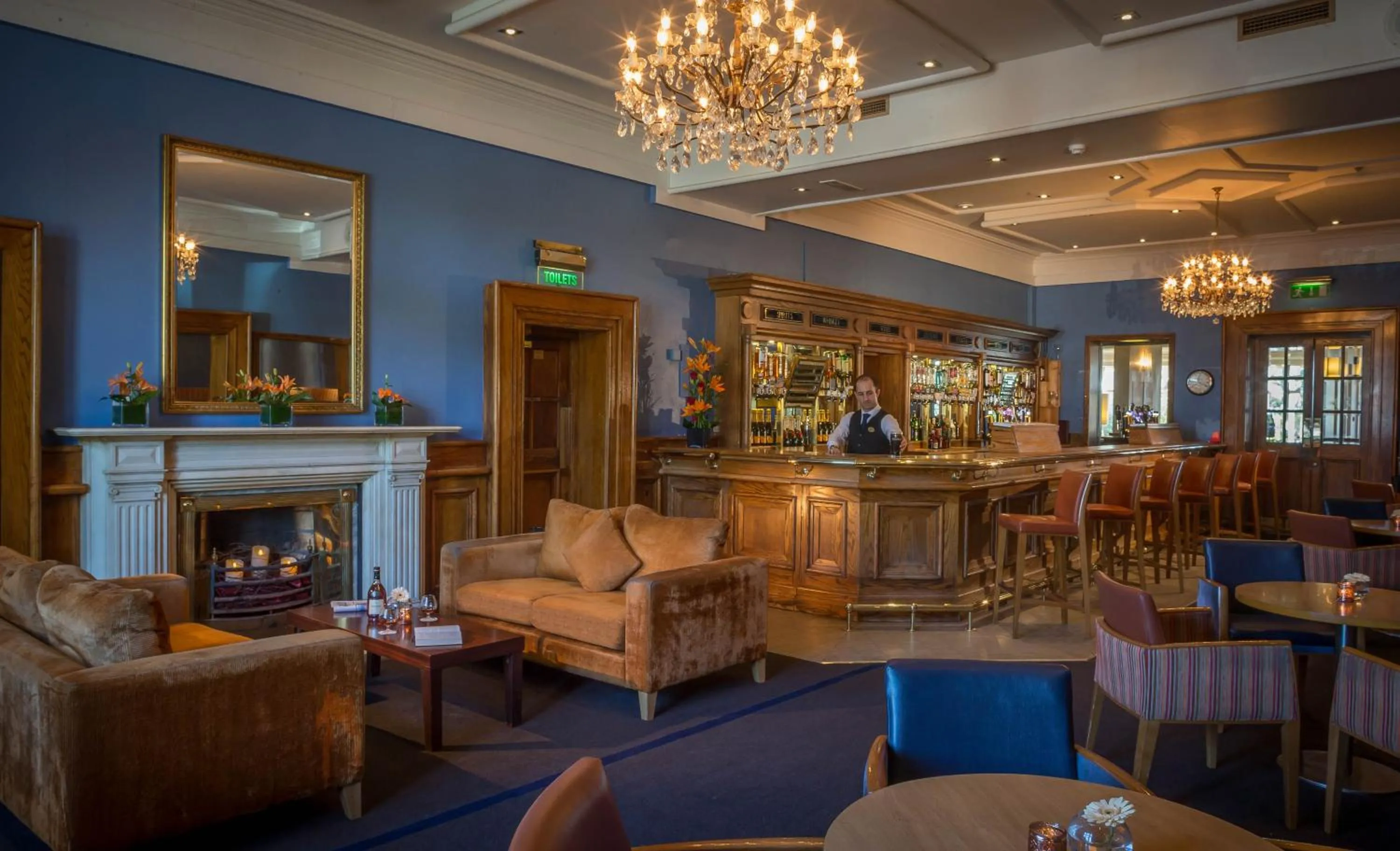 Lounge or bar in Marine Hotel