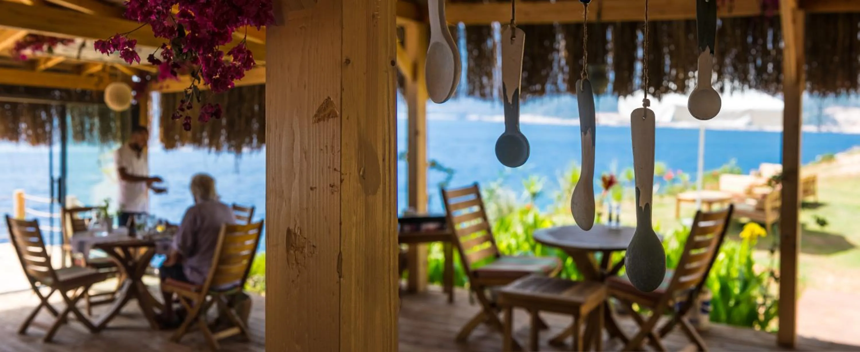 Restaurant/places to eat in Mandalina Suites