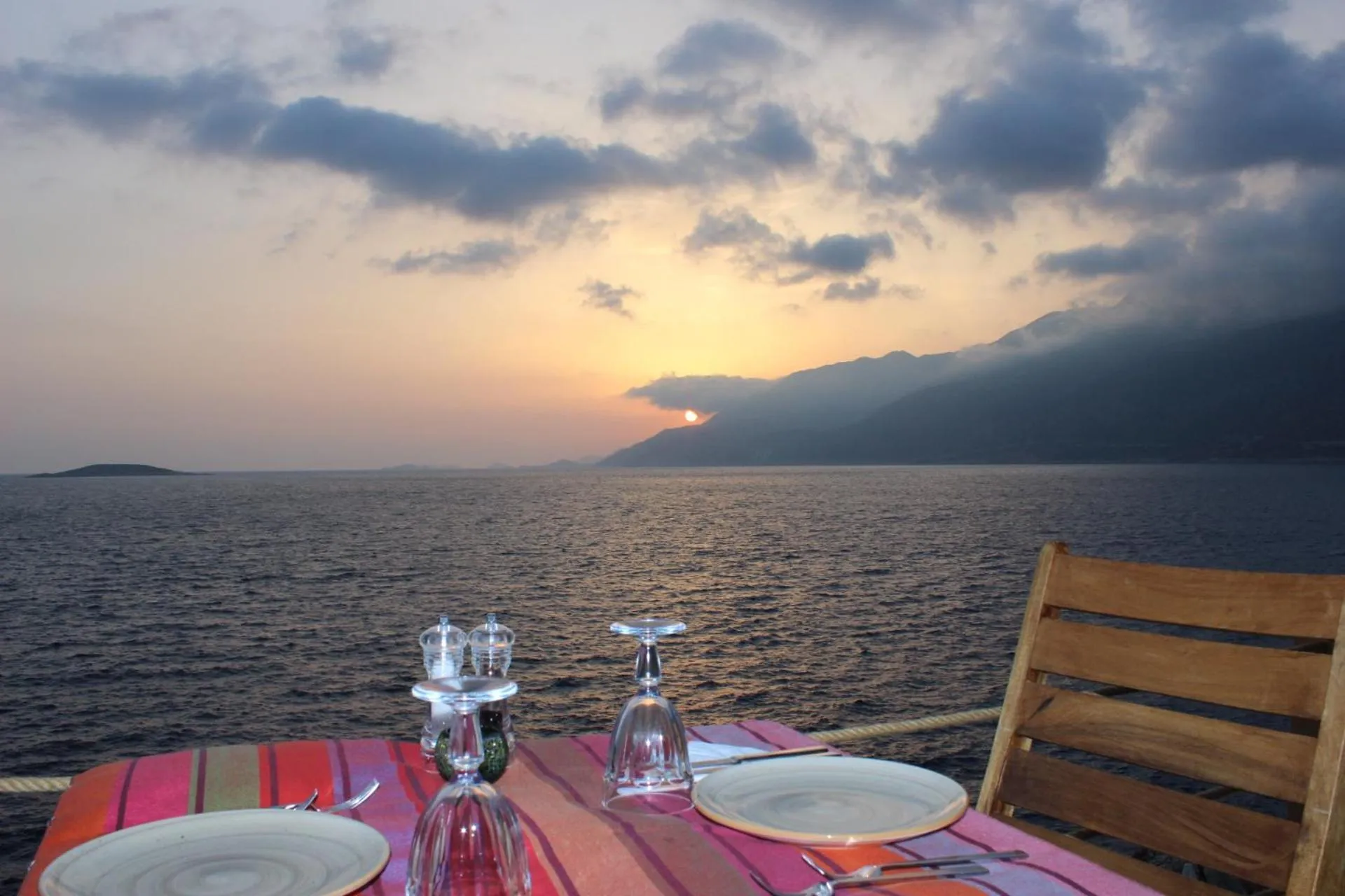 Food and drinks in Mandalina Suites