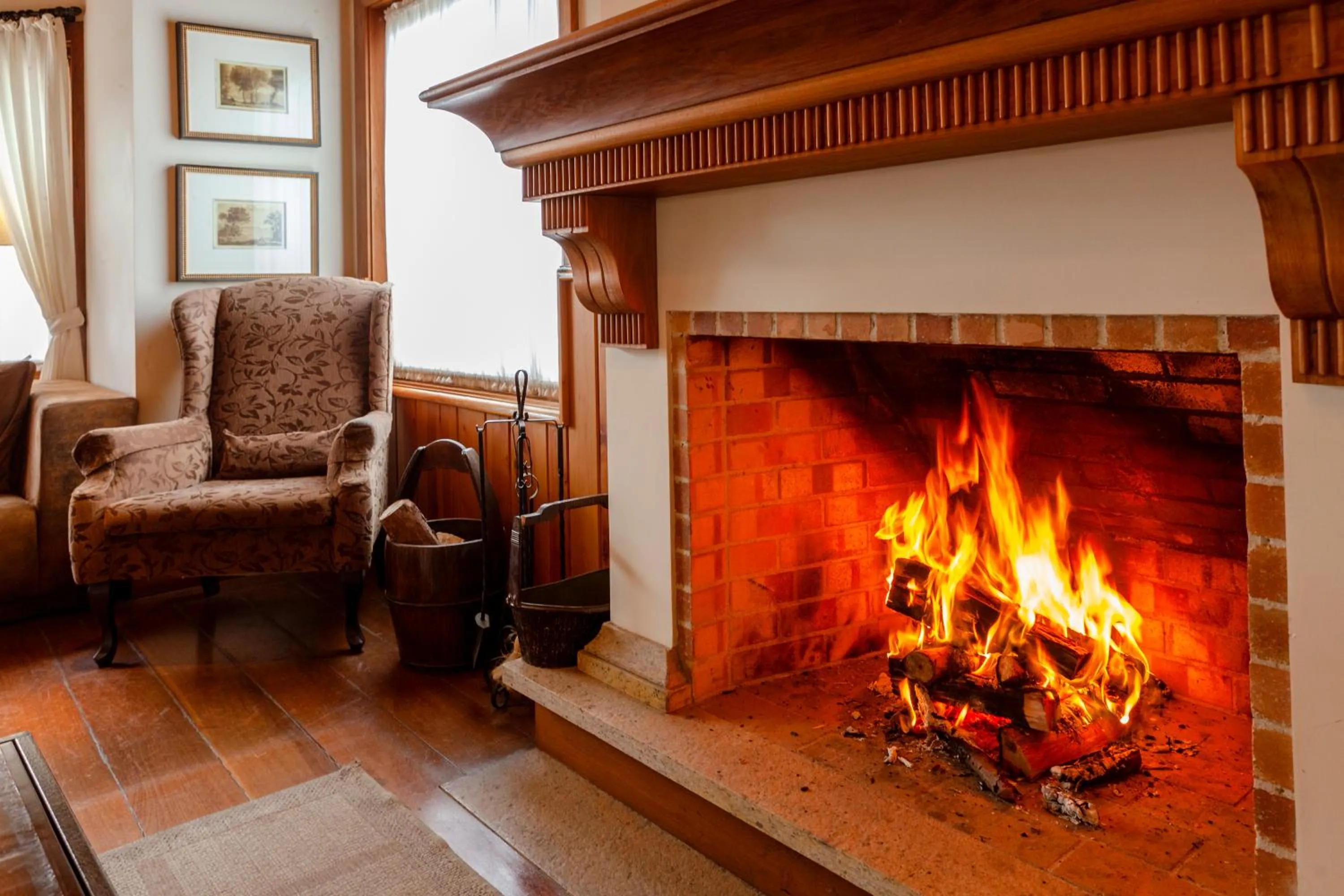 Communal lounge/ TV room in Hotel Solar d'Izabel