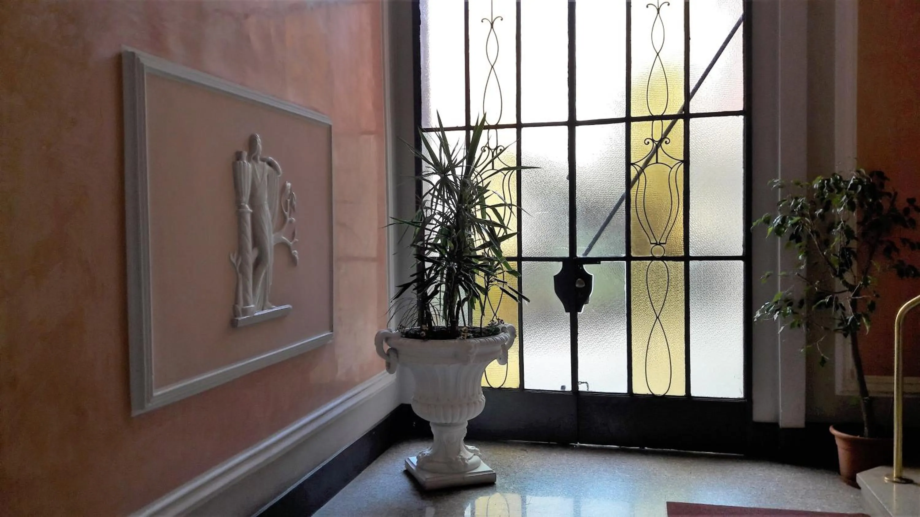 Facade/entrance in Tiaré Home Milano