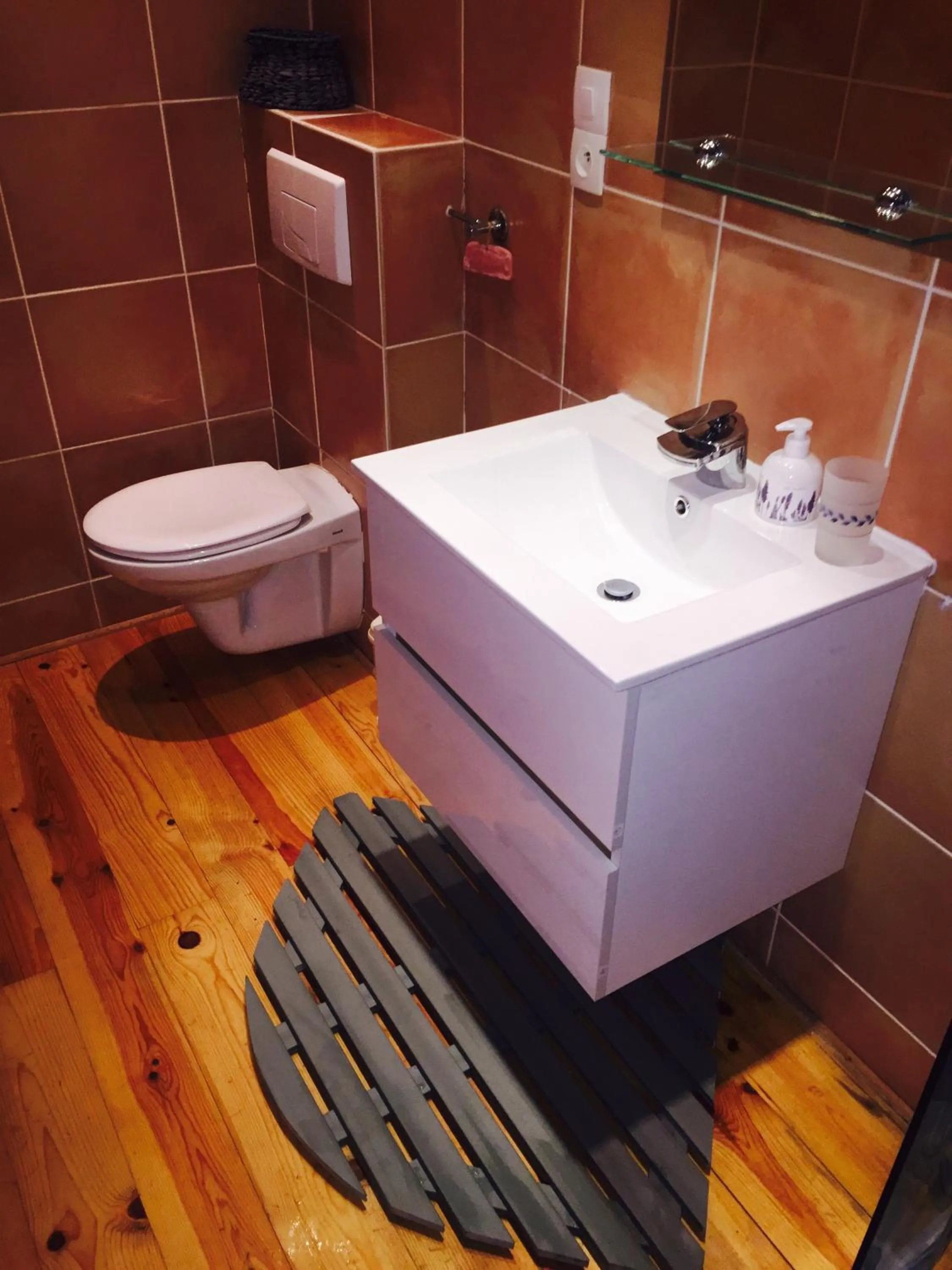 Bathroom in Aux Caprices des Dieux