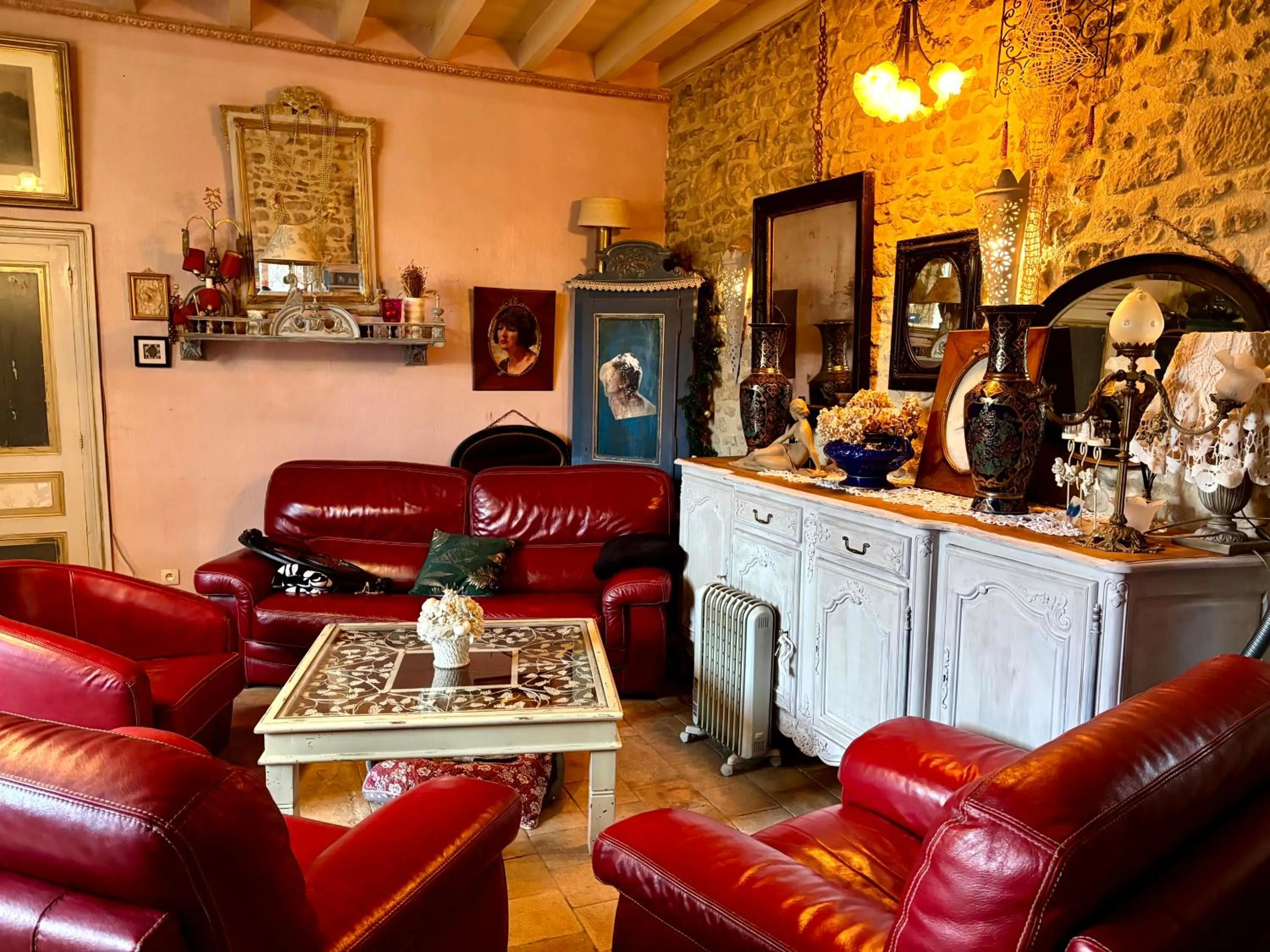 Aux Caprices des Dieux