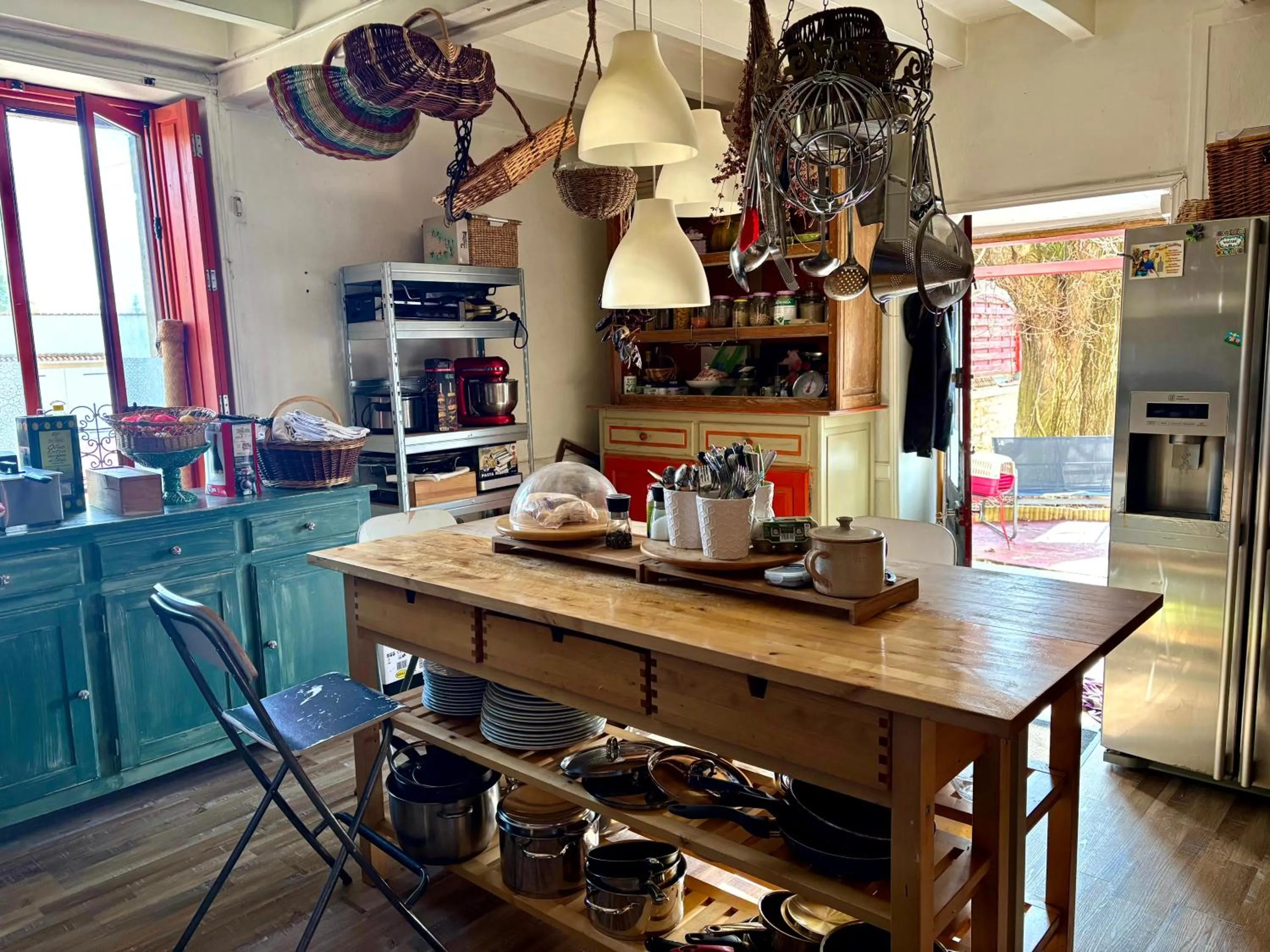 Aux Caprices des Dieux