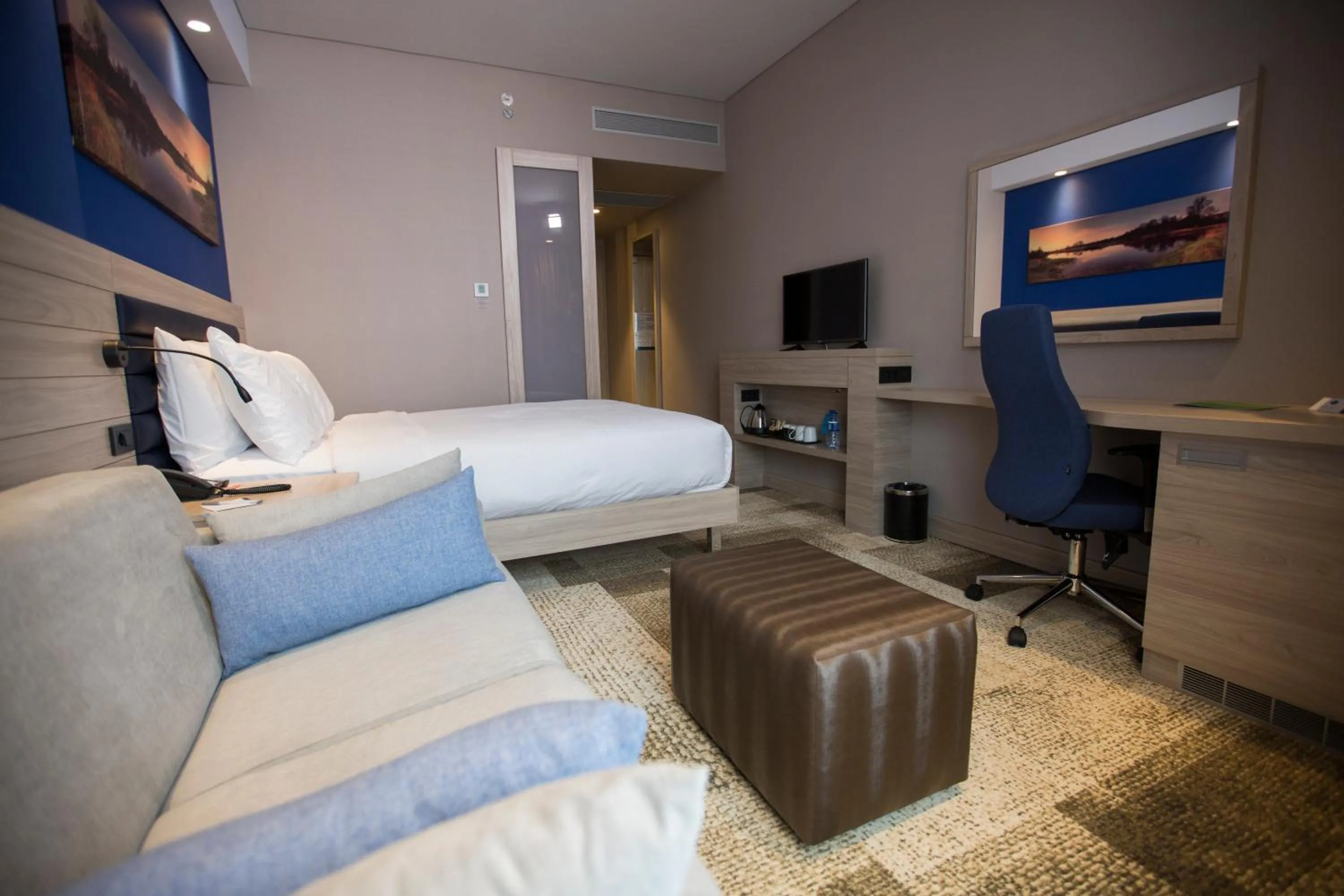 Bed in Hampton By Hilton Bolu