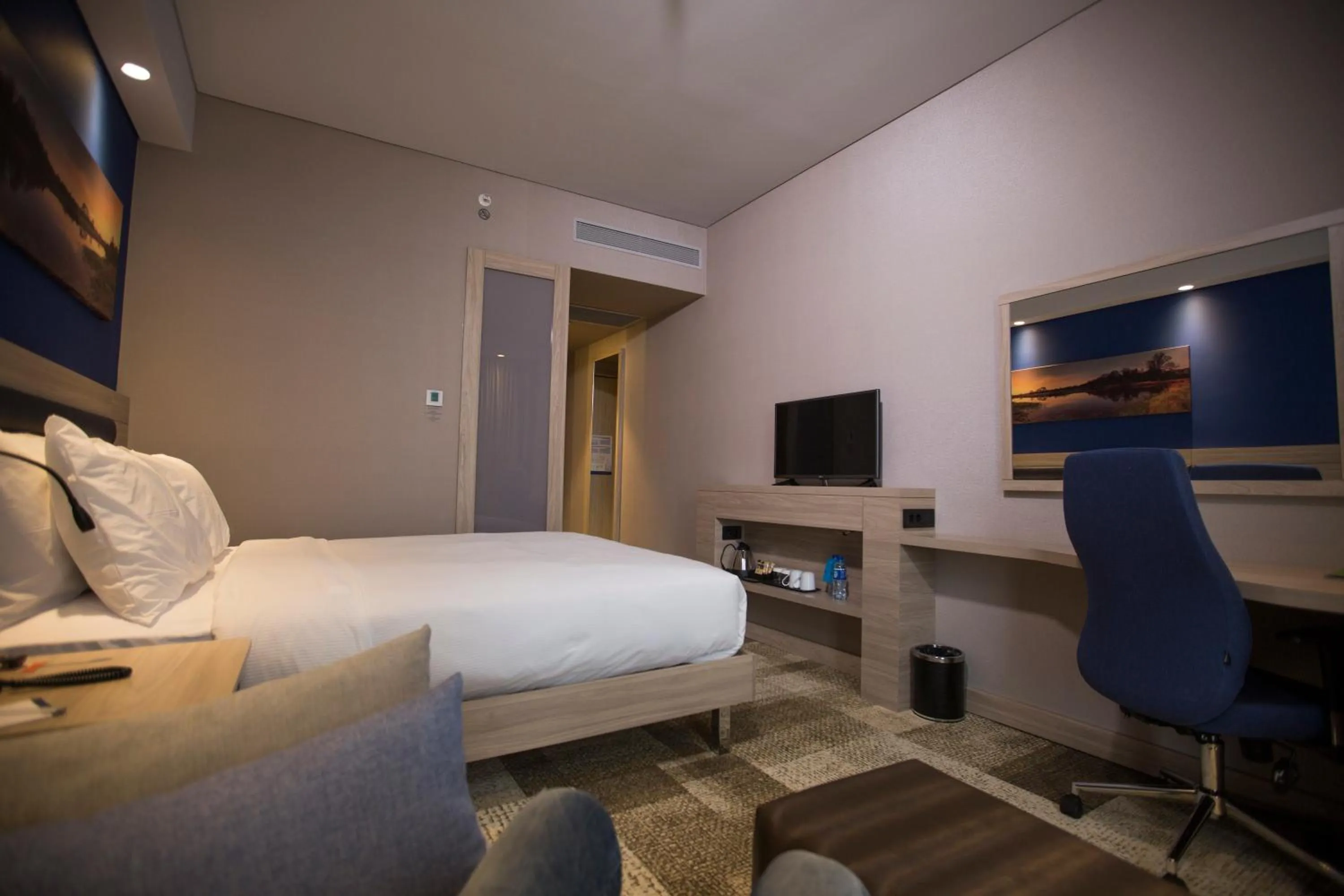 Bed in Hampton By Hilton Bolu