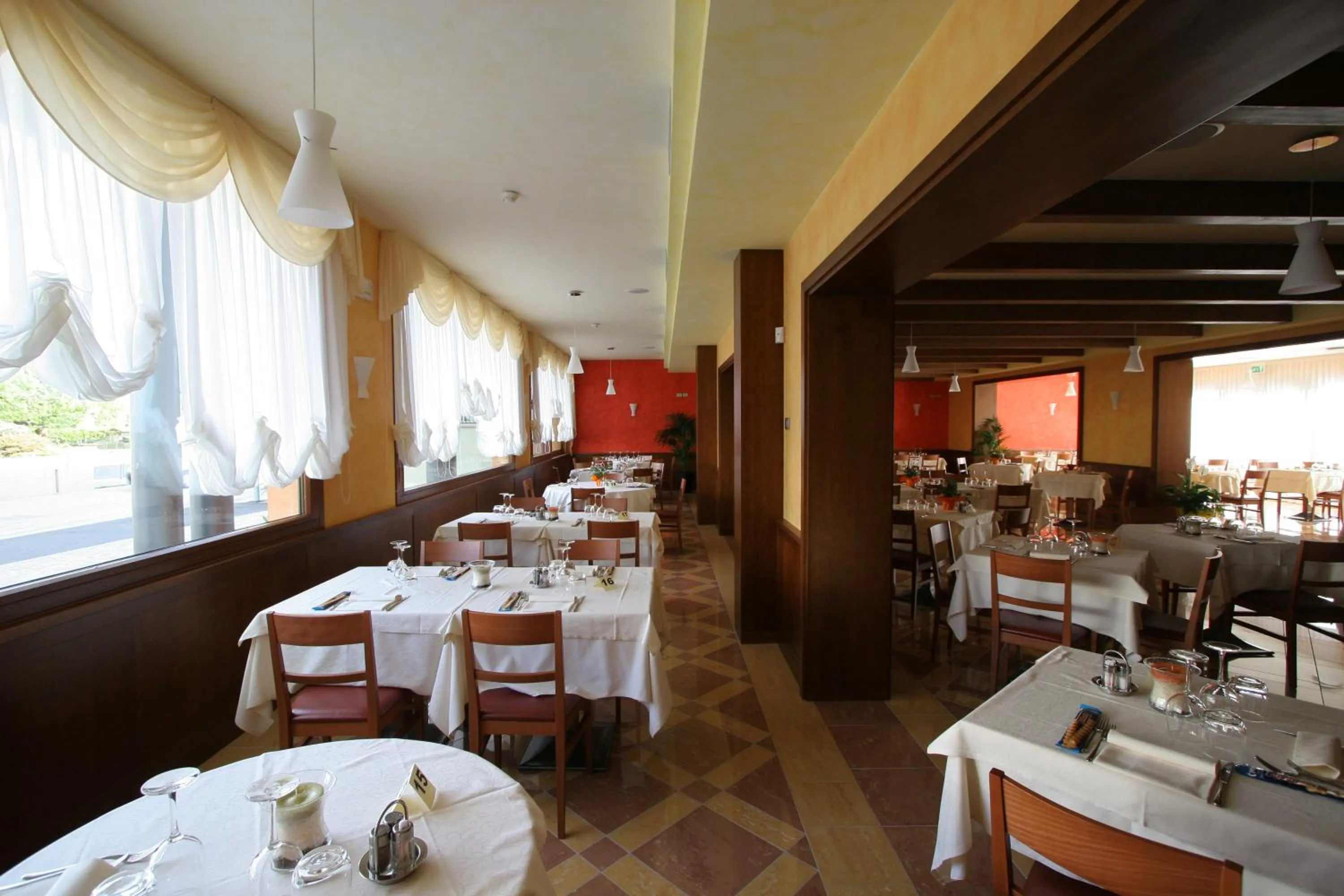 Restaurant/places to eat in Hotel Alla Croce