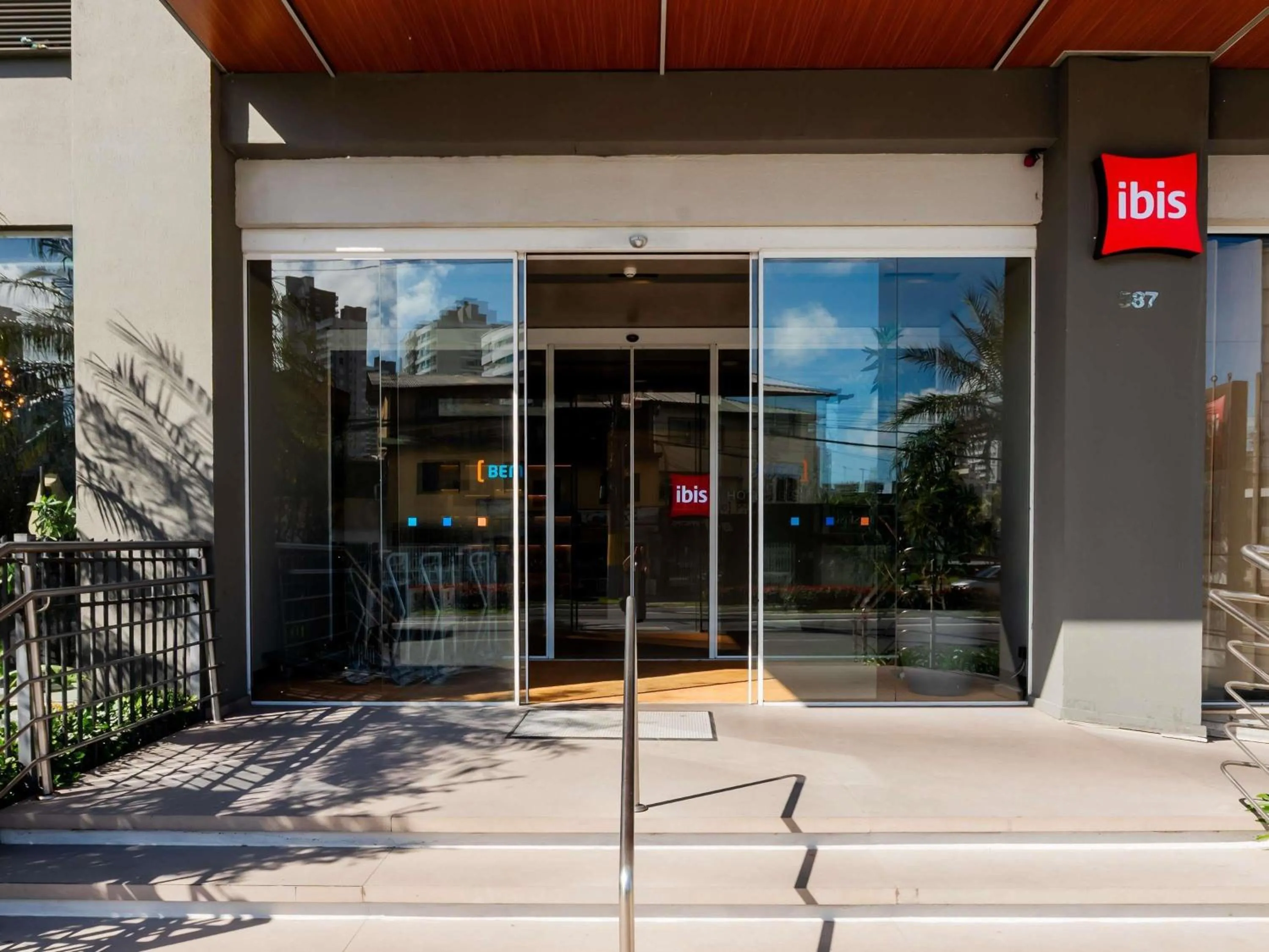 Property building in ibis Navegantes Itajai