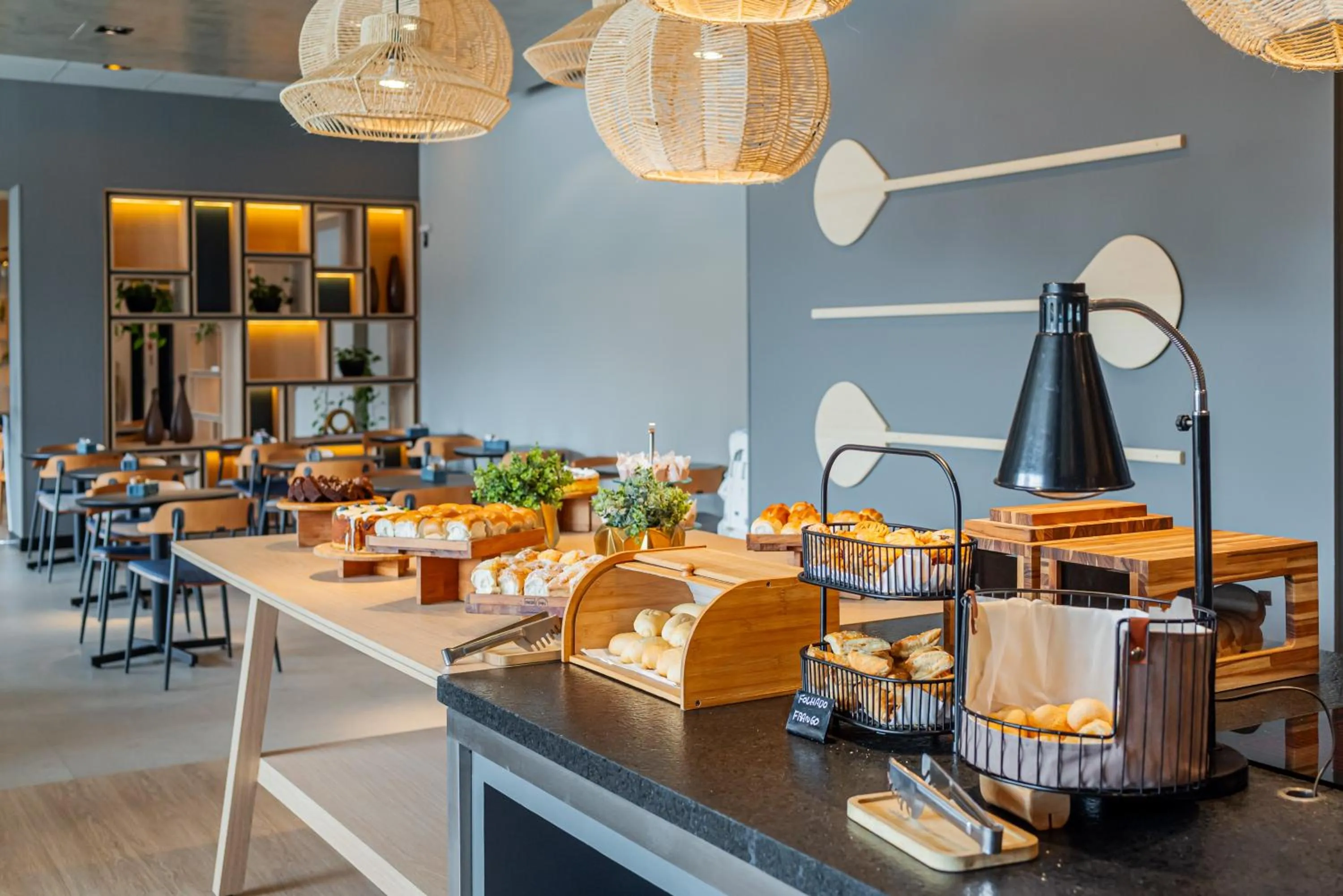 Restaurant/places to eat in ibis Navegantes Itajai