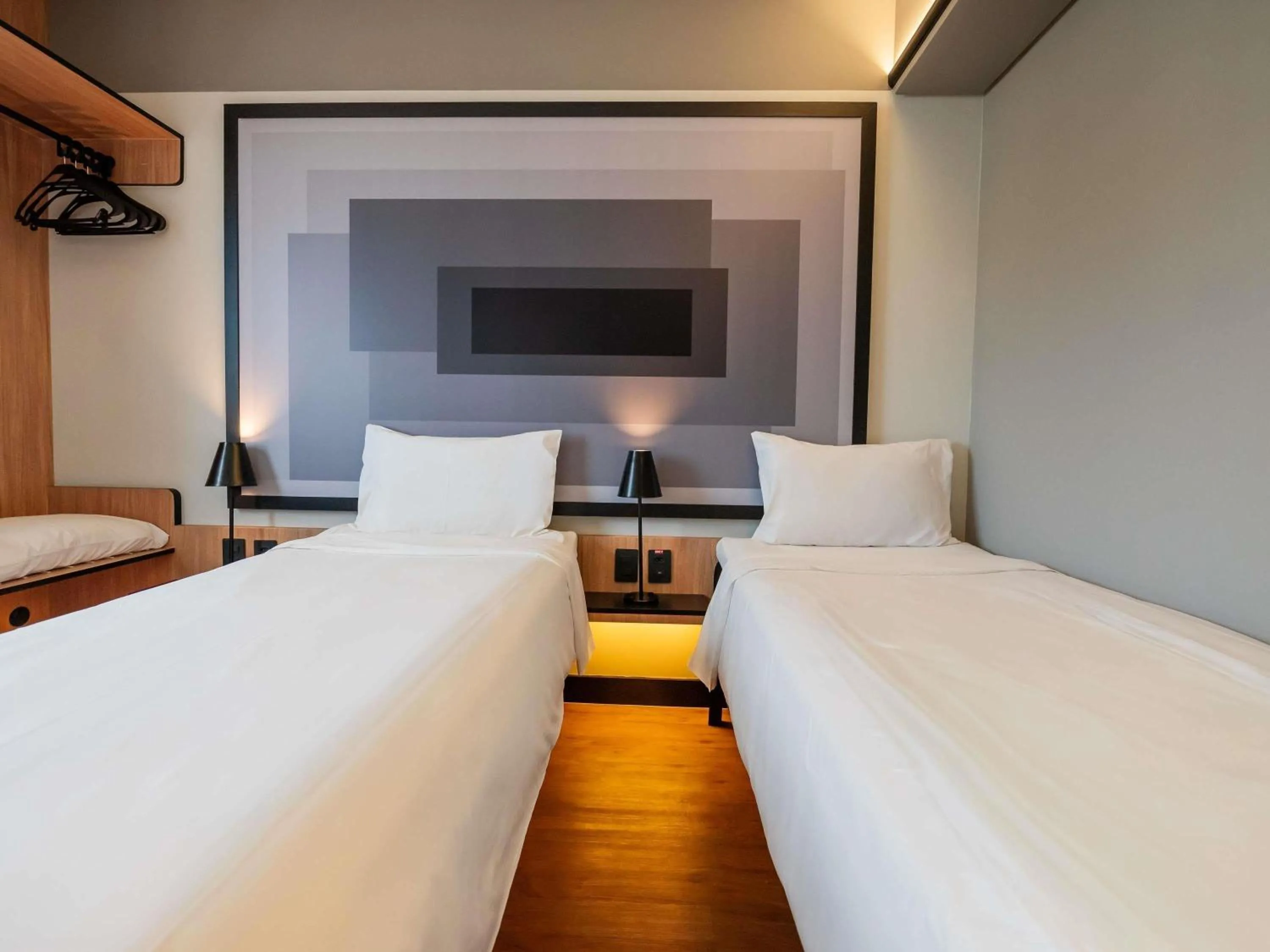 Bedroom, Bed in ibis Navegantes Itajai