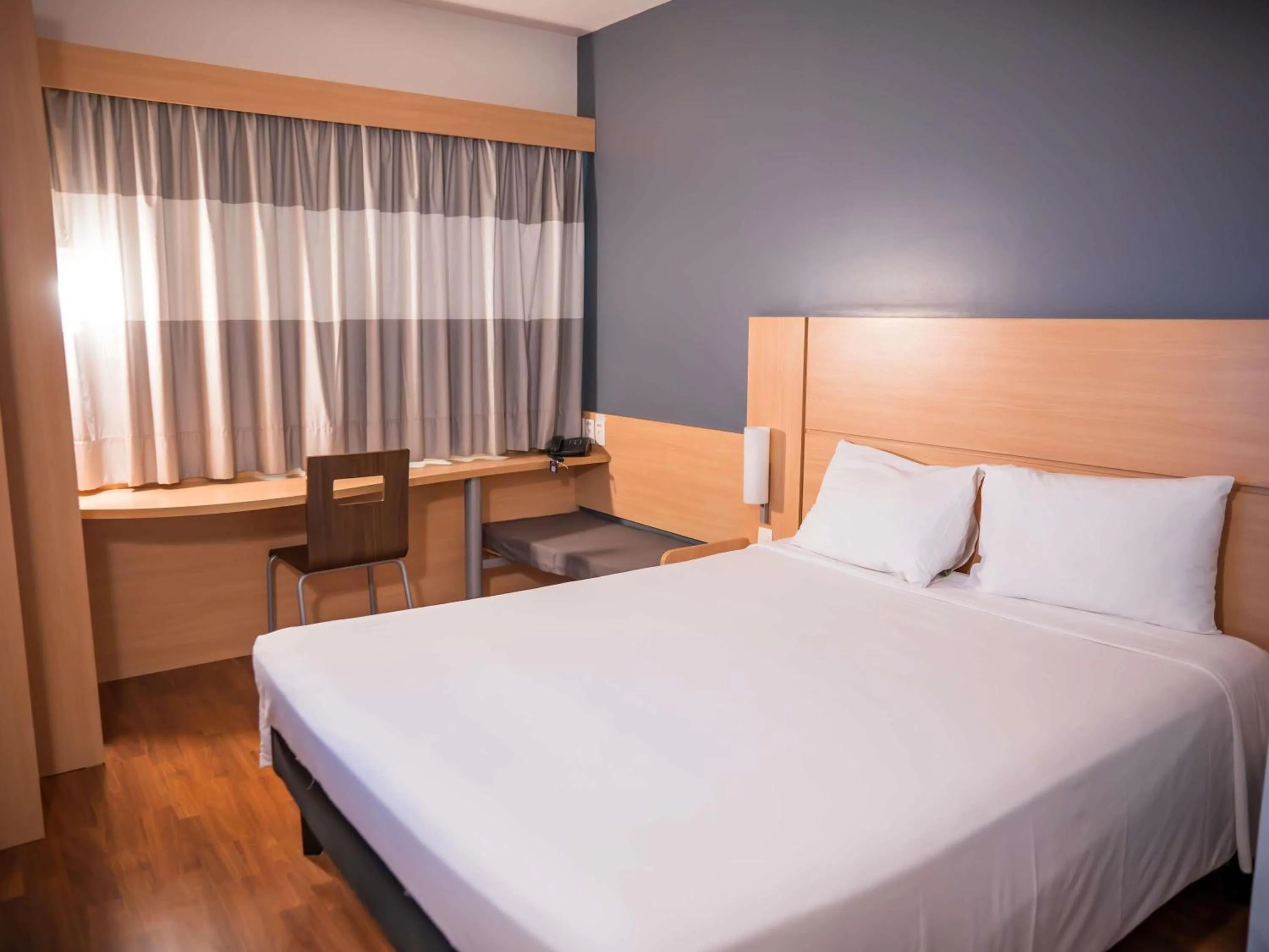 Bedroom, Bed in ibis Itu Plaza Shopping