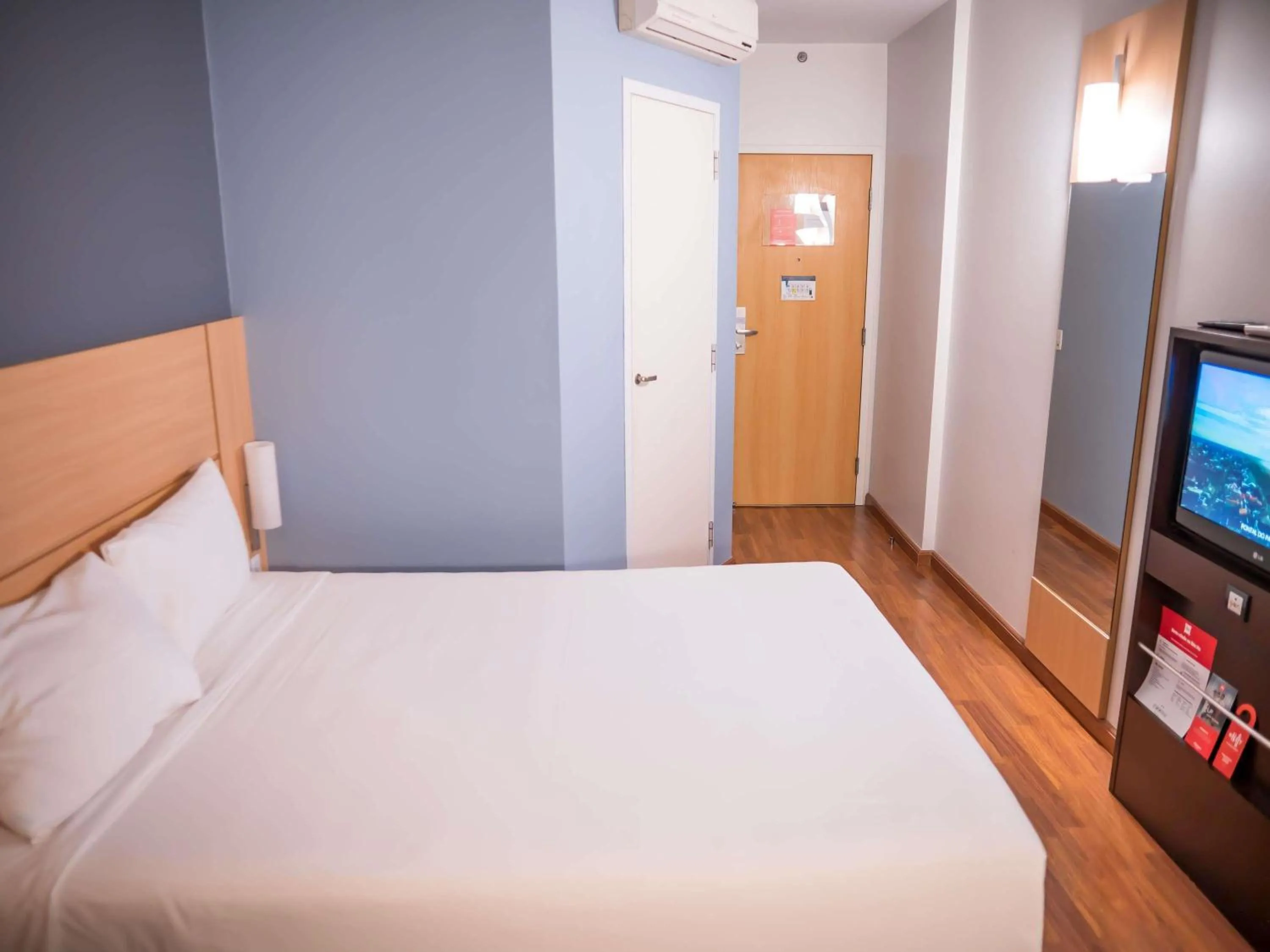 Bedroom, Bed in ibis Itu Plaza Shopping