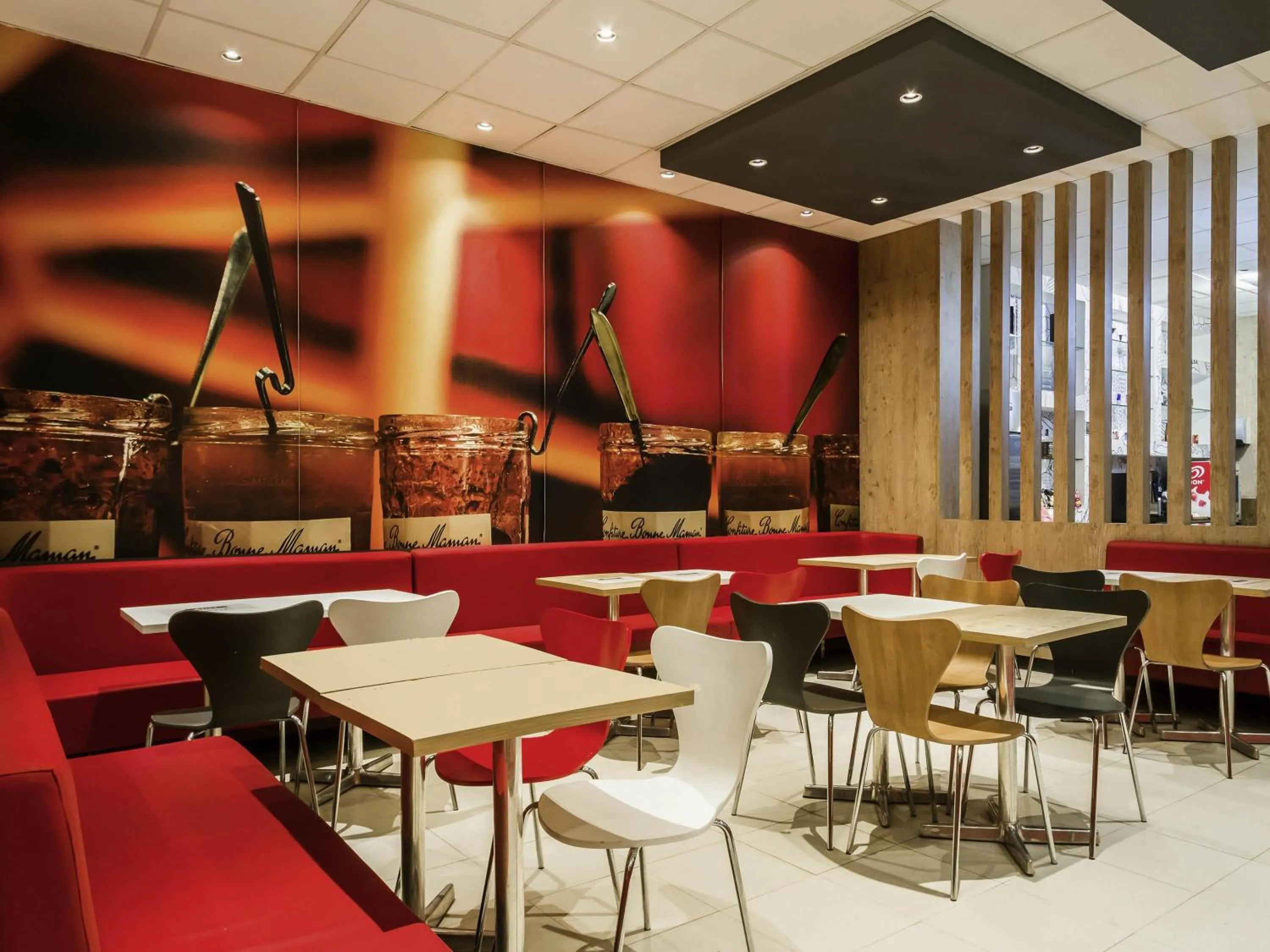 Restaurant/places to eat in ibis Uberaba