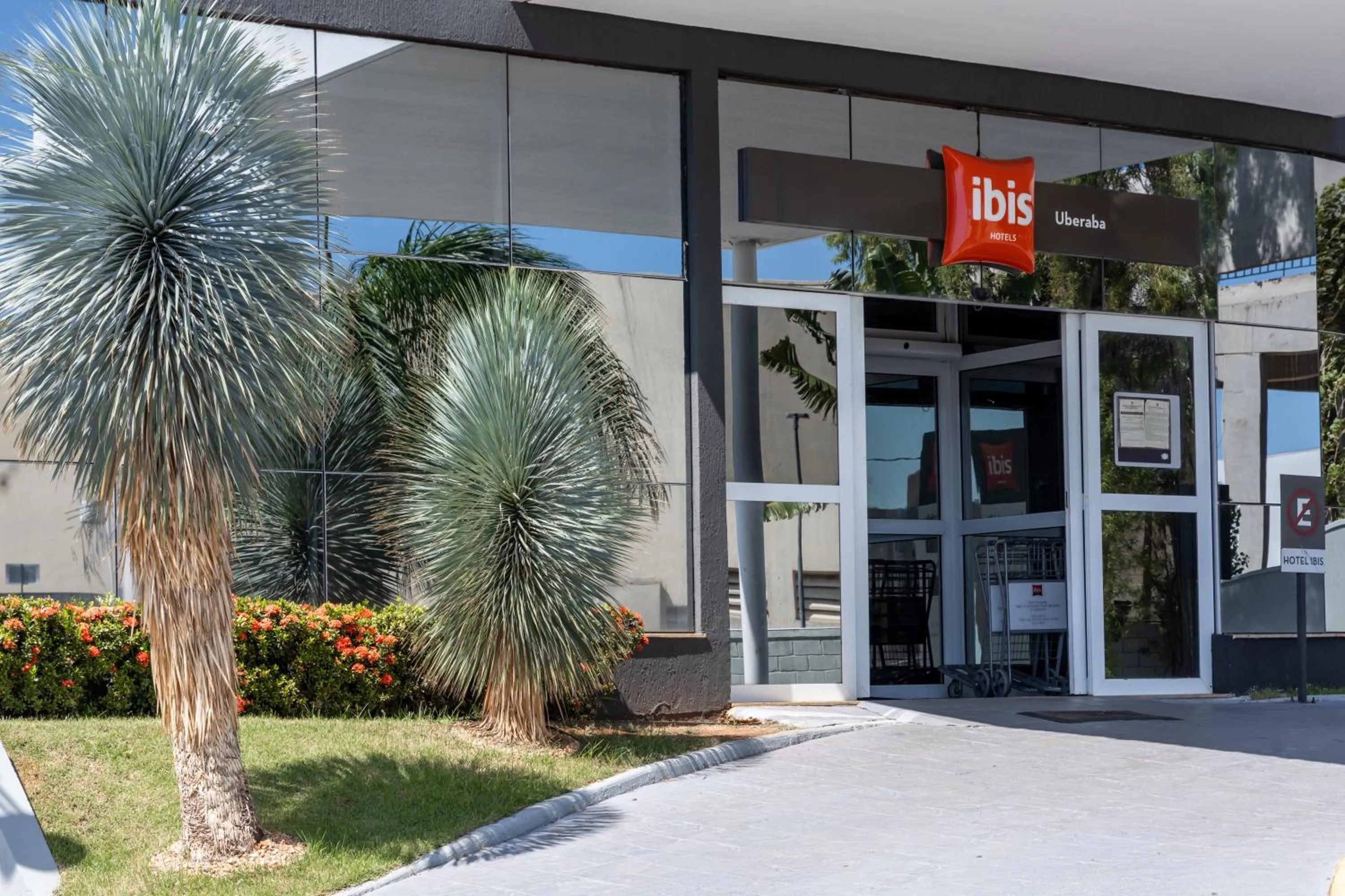 ibis Uberaba