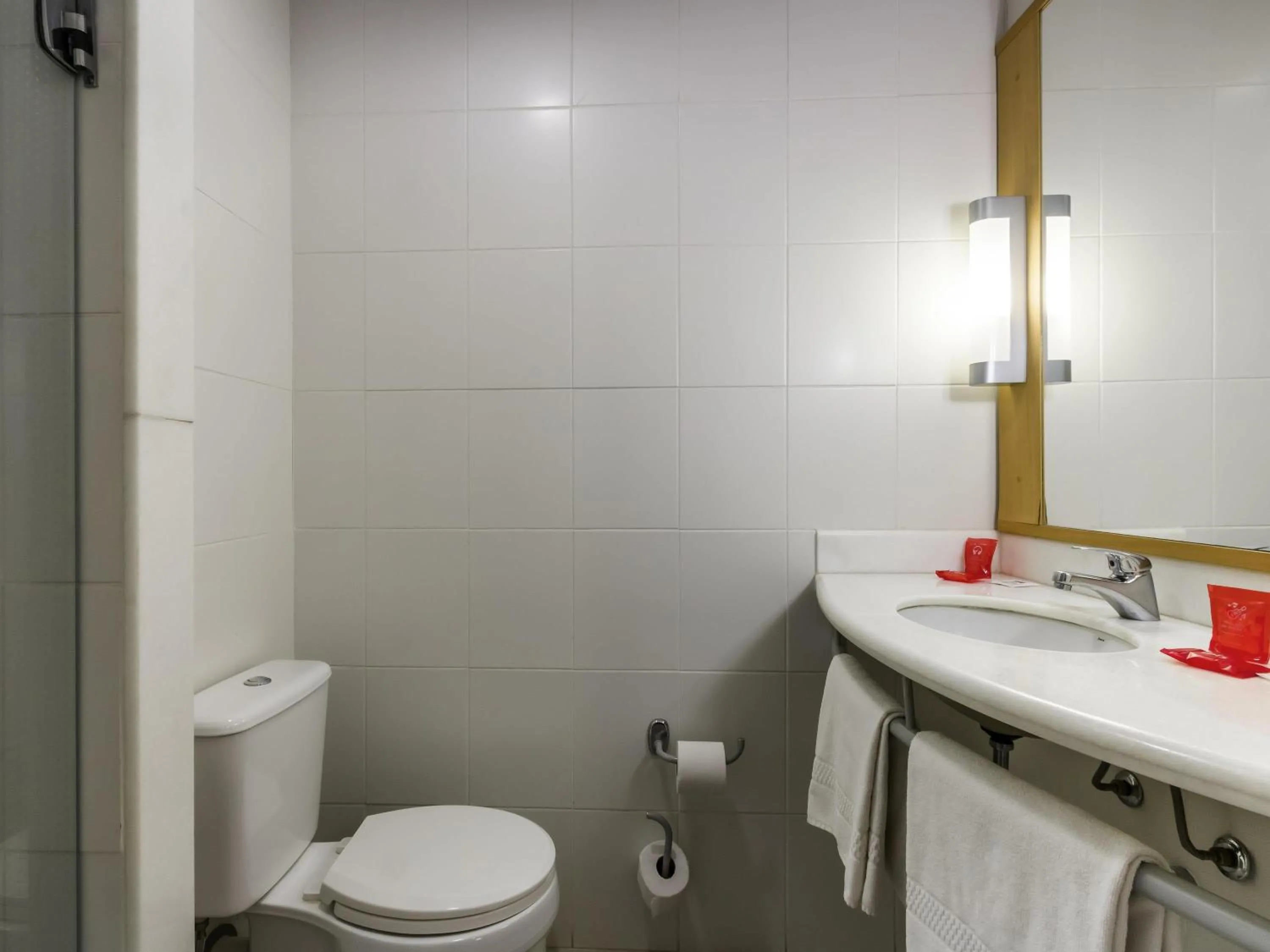 Bedroom in ibis Jaboticabal