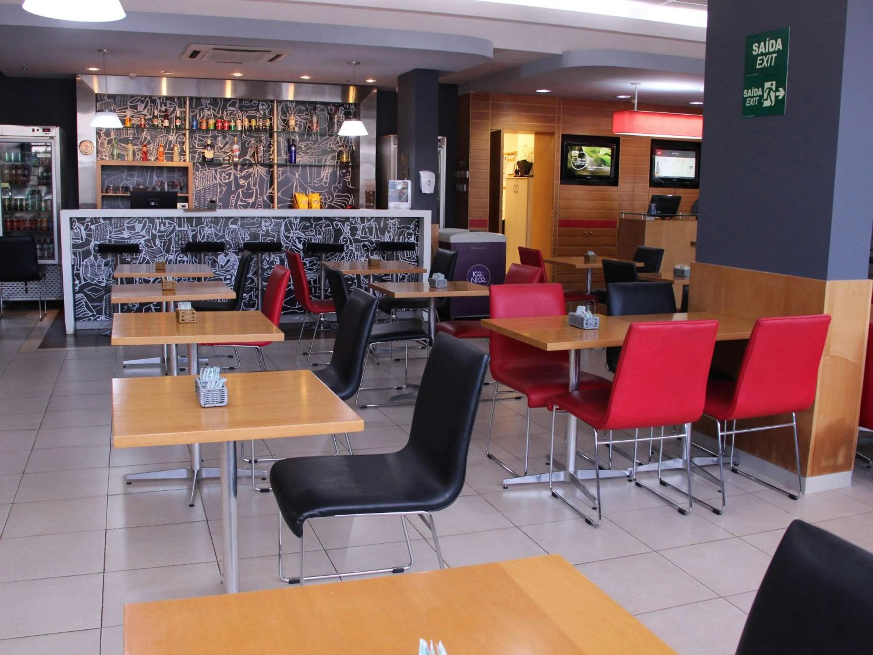 Restaurant/places to eat in ibis Jaboticabal