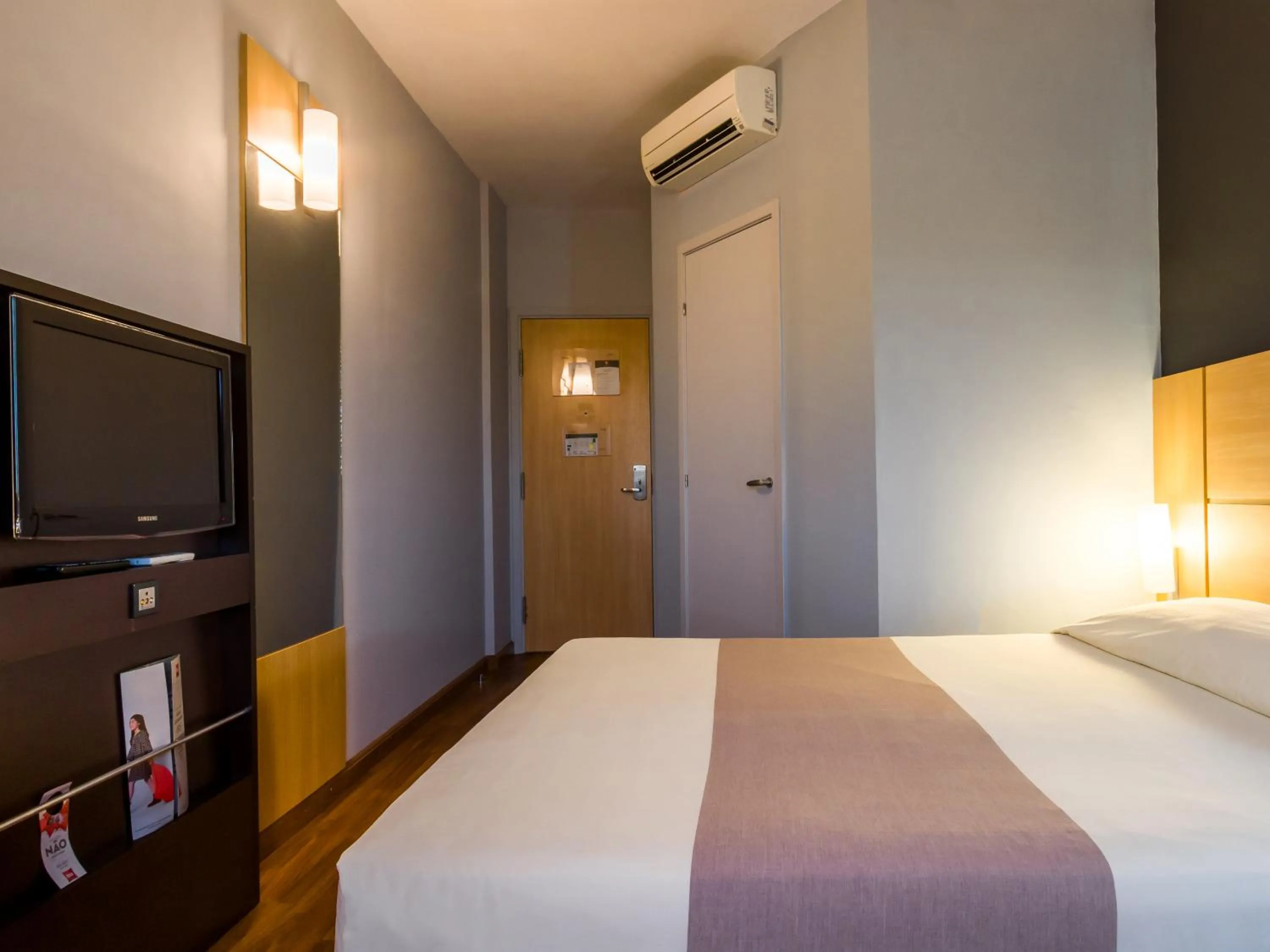 Bed in ibis Jaboticabal